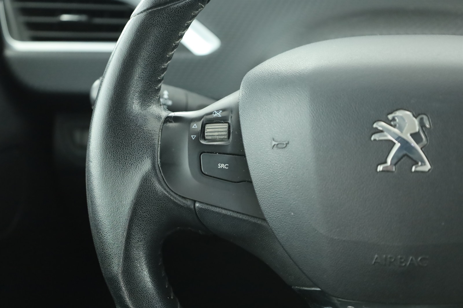Peugeot 2008, 2015 - pohled č. 19