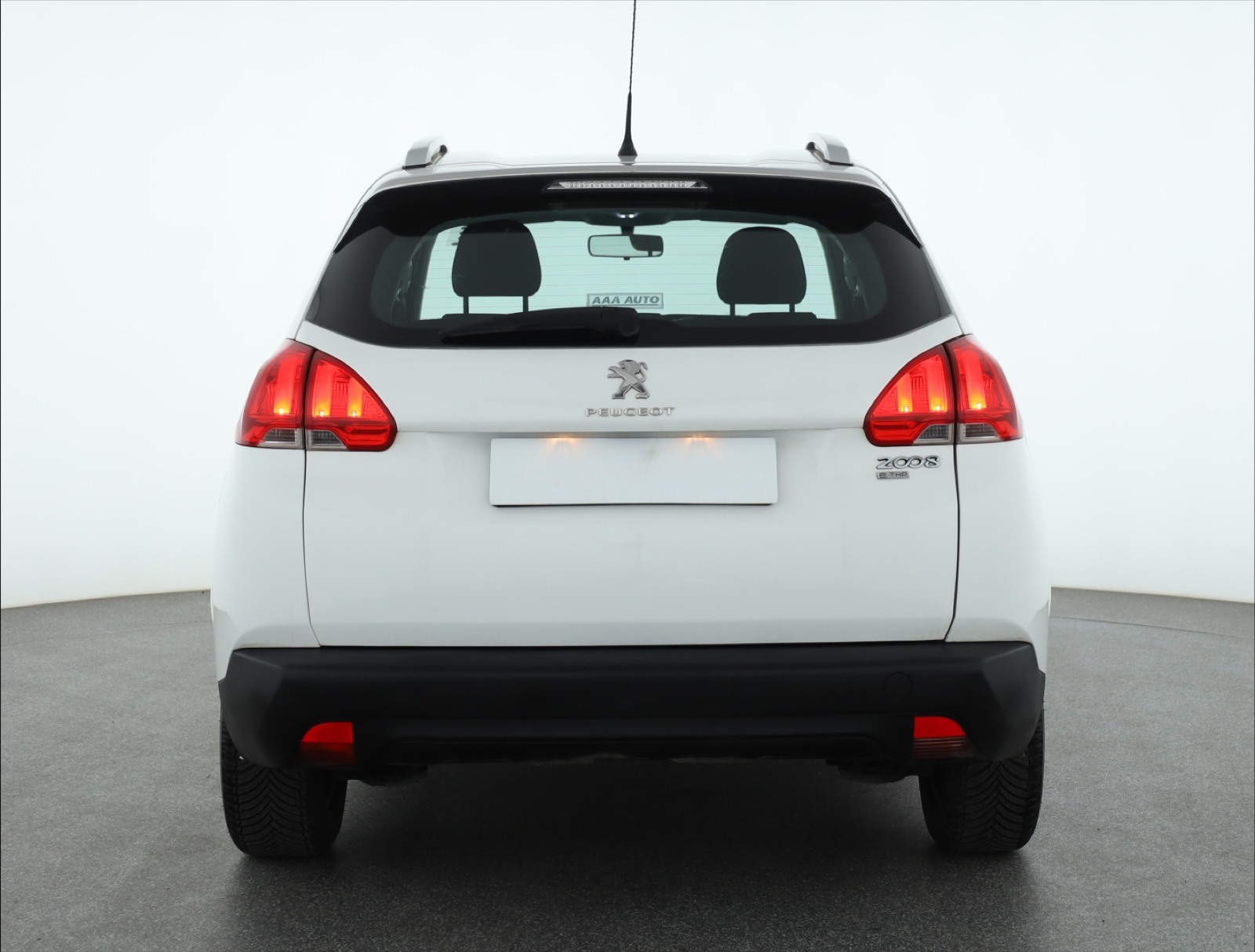 Peugeot 2008, 2015 - pohled č. 6