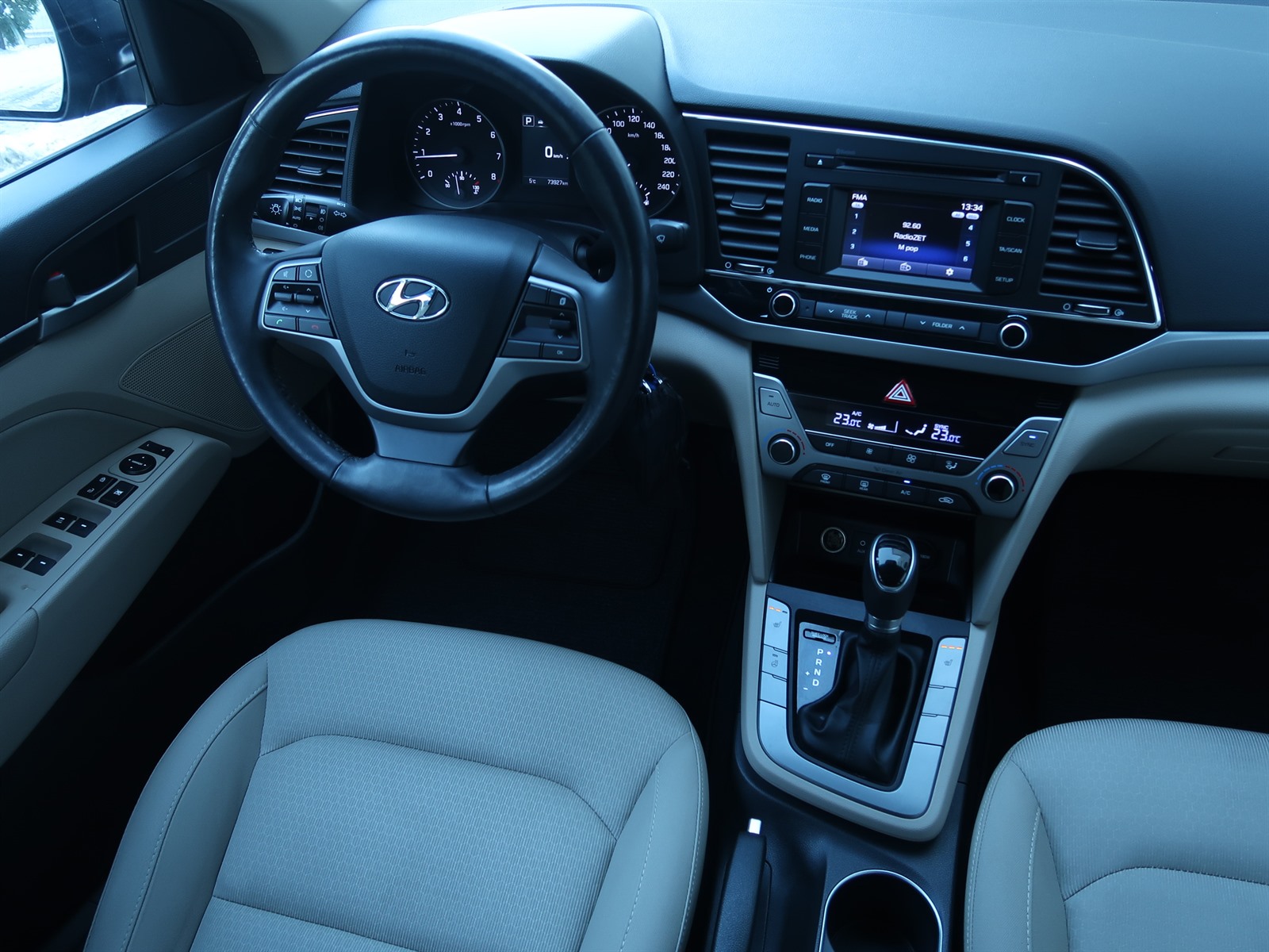 Hyundai Elantra, 2017 - pohled č. 9