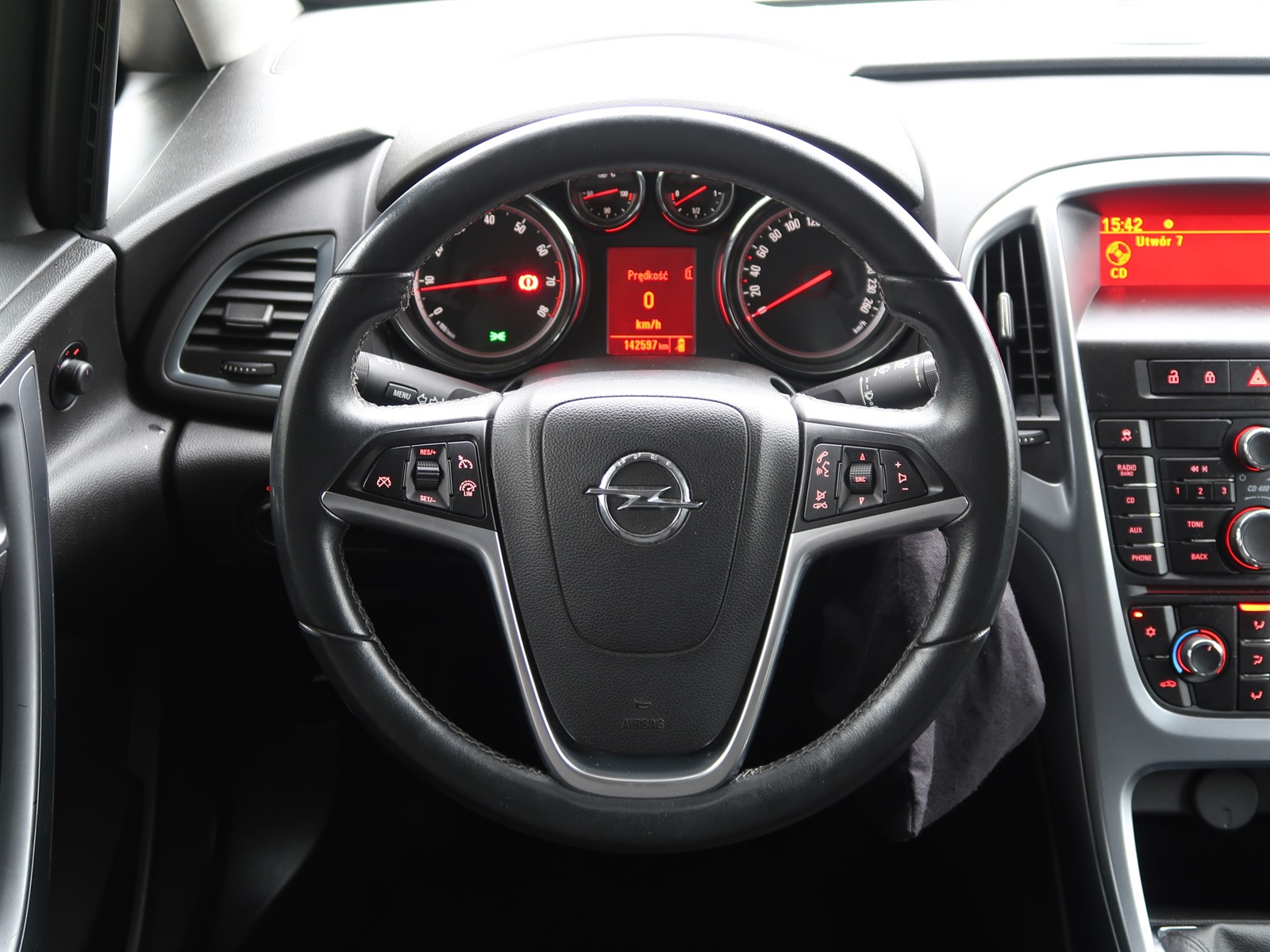 Opel Astra, 2013 - pohled č. 28