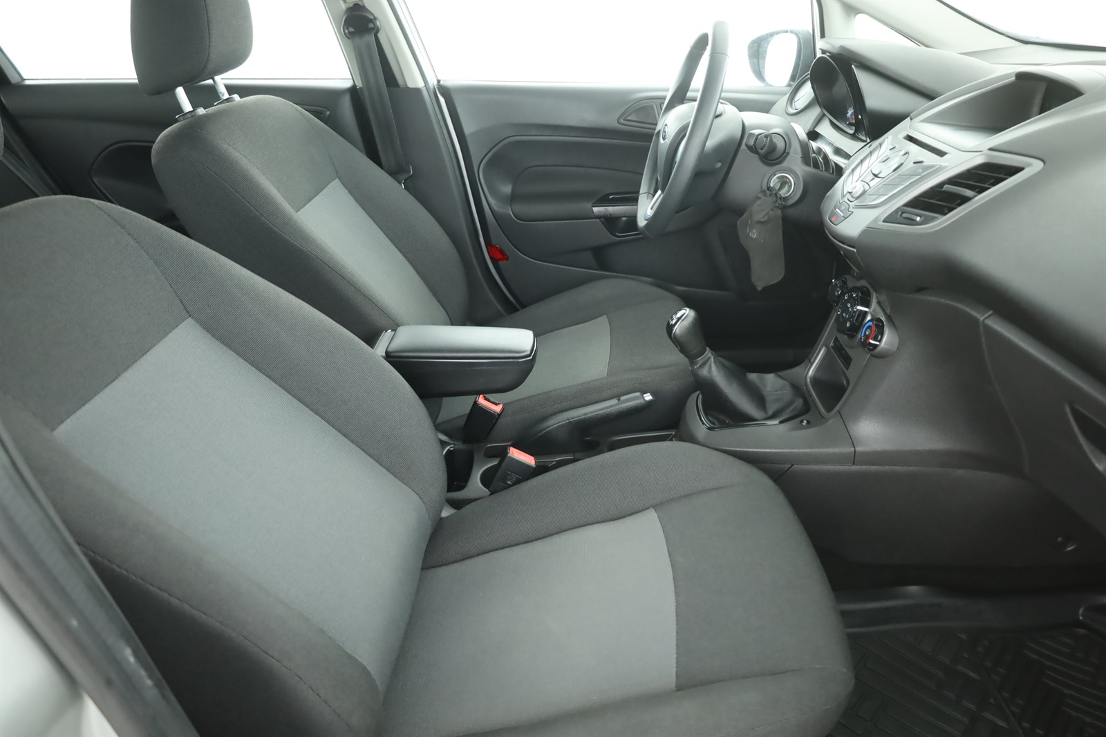 Ford Fiesta, 2016 - pohled č. 10