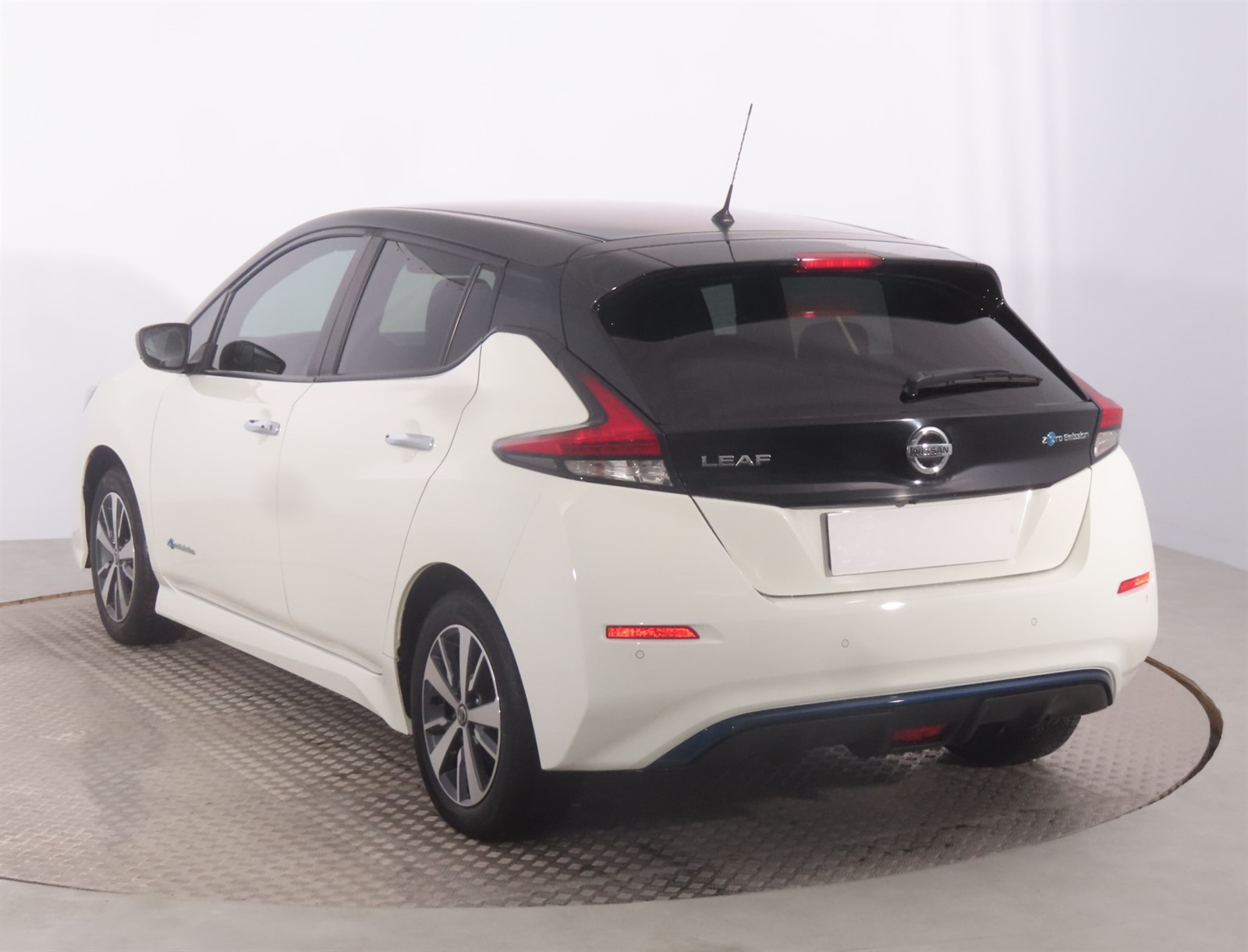 Nissan Leaf, 2018 - pohled č. 5