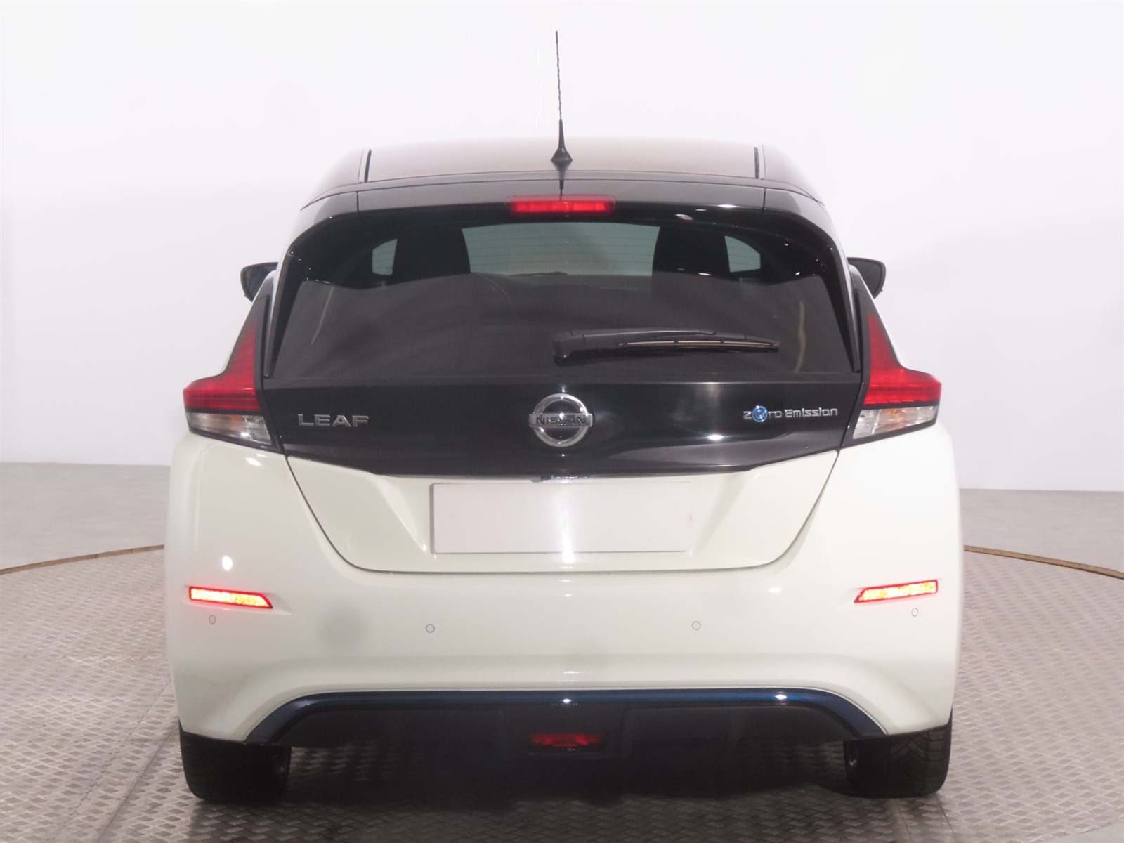 Nissan Leaf, 2018 - pohled č. 6