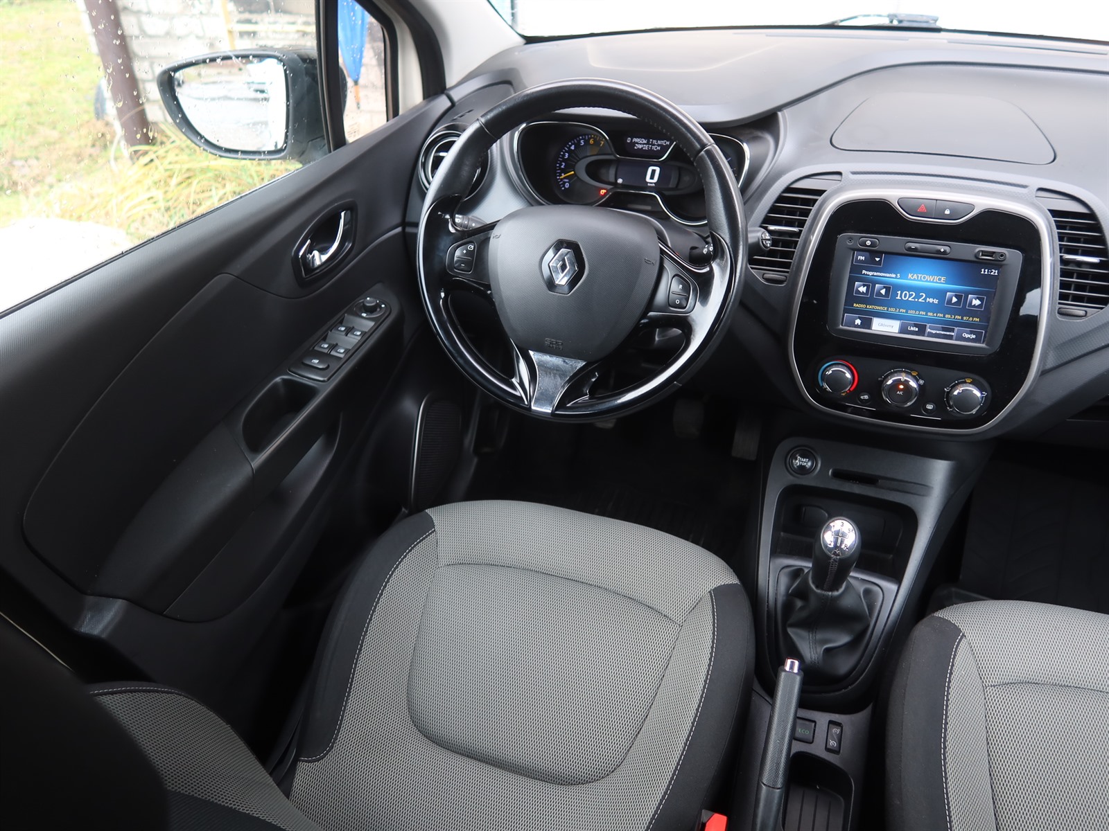 Renault Captur, 2015 - pohled č. 9