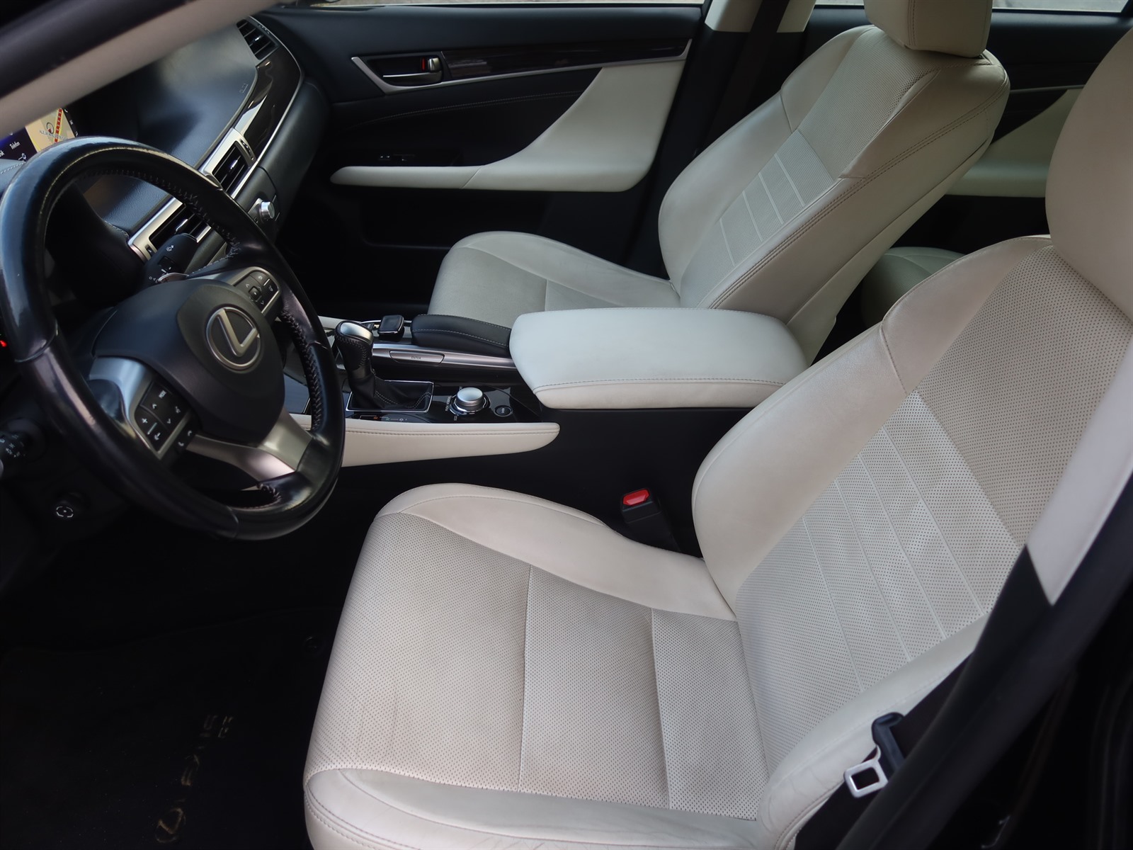 Lexus GS, 2015 - pohled č. 16