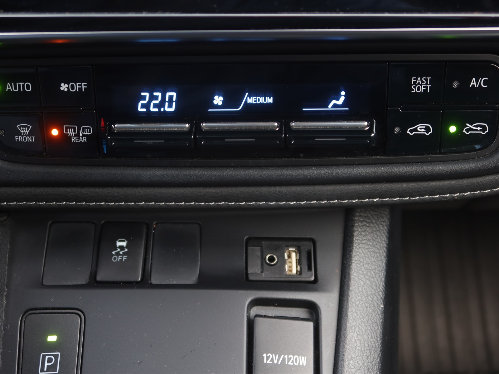 Toyota Auris, 2015 - pohled č. 19