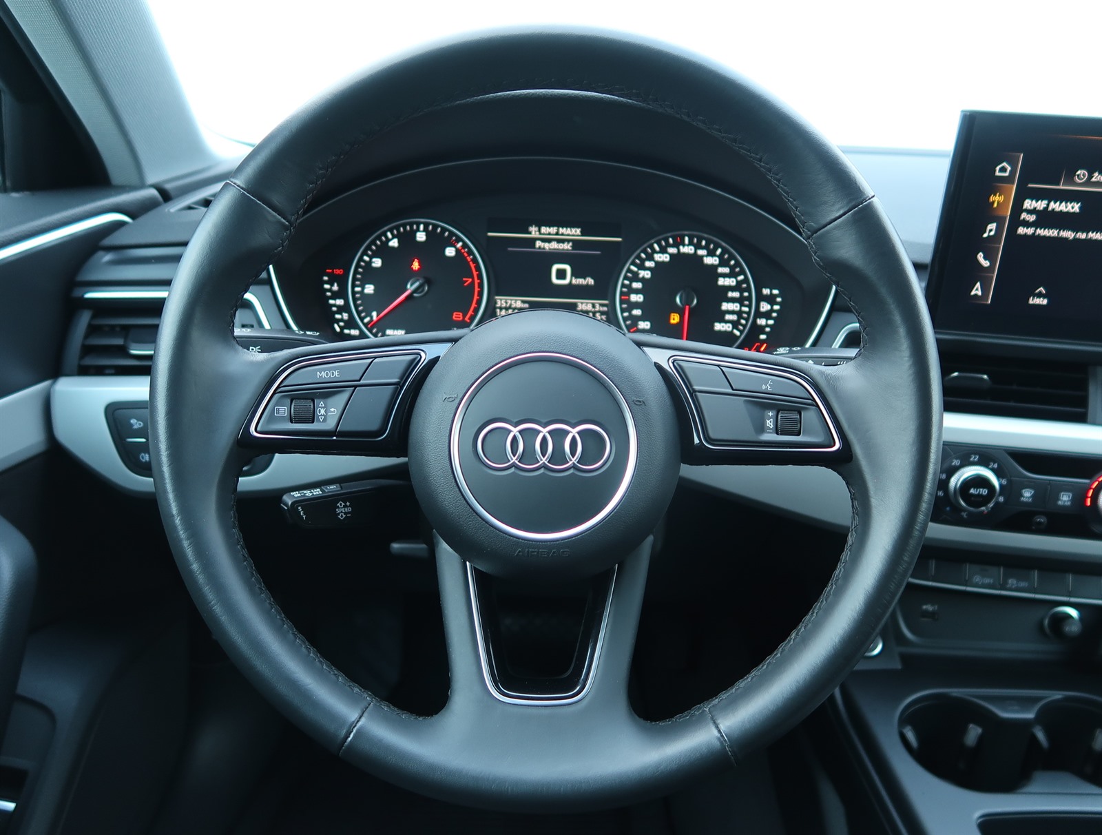 Audi A4, 2021 - pohled č. 21