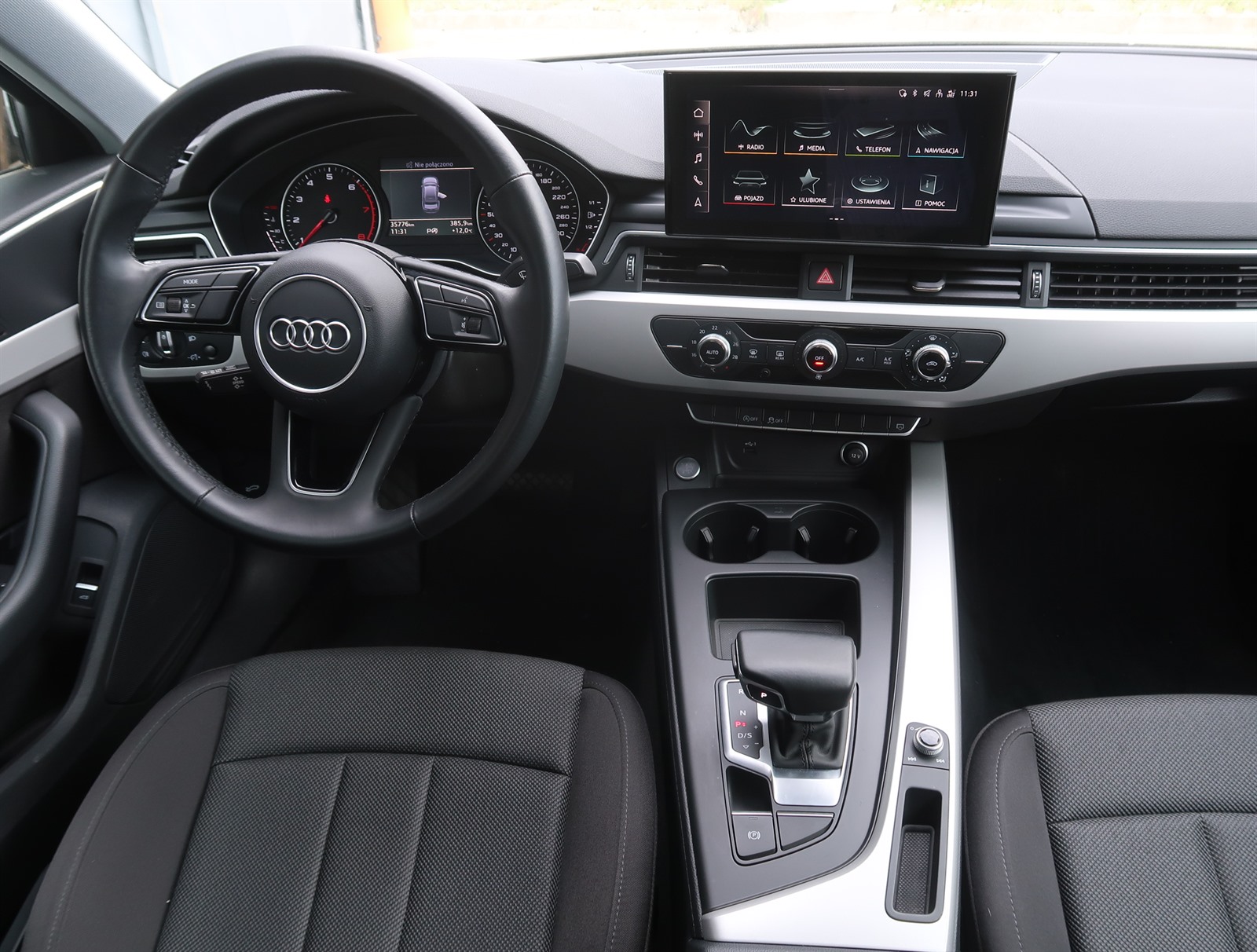 Audi A4, 2021 - pohled č. 10