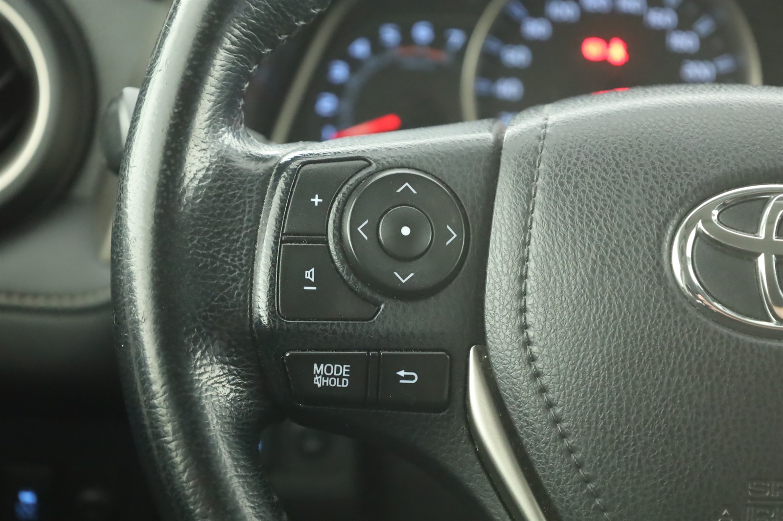 Toyota RAV 4, 2015 - pohled č. 24