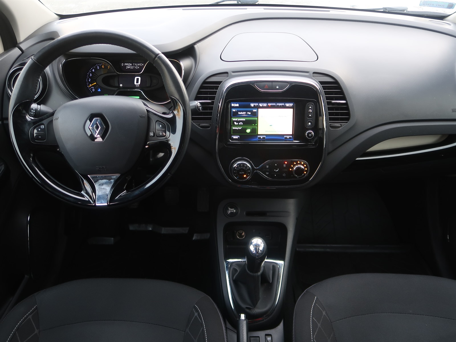 Renault Captur, 2015 - pohled č. 10