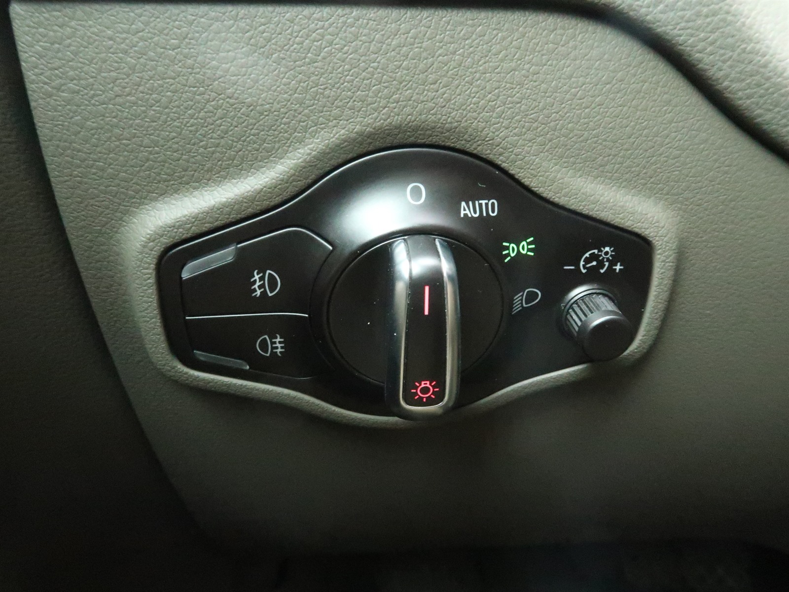 Audi Q5, 2009 - pohled č. 28