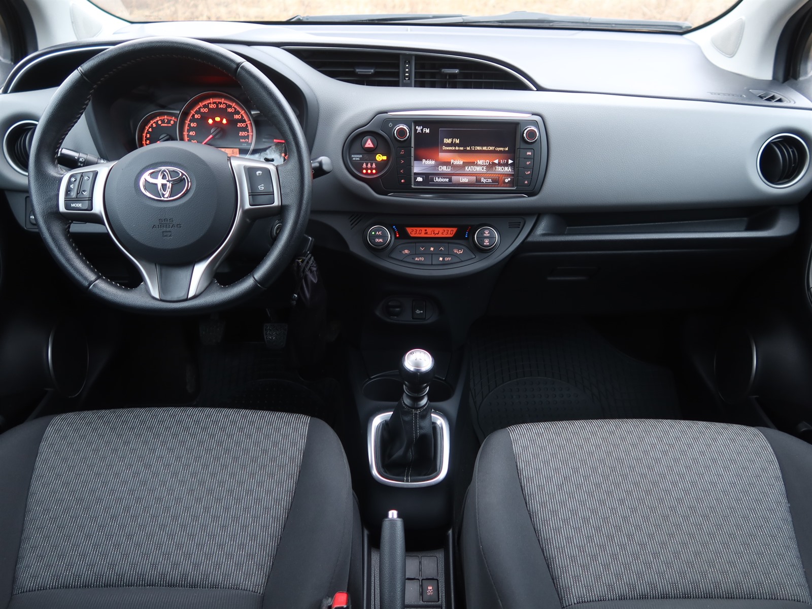 Toyota Yaris, 2015 - pohled č. 10