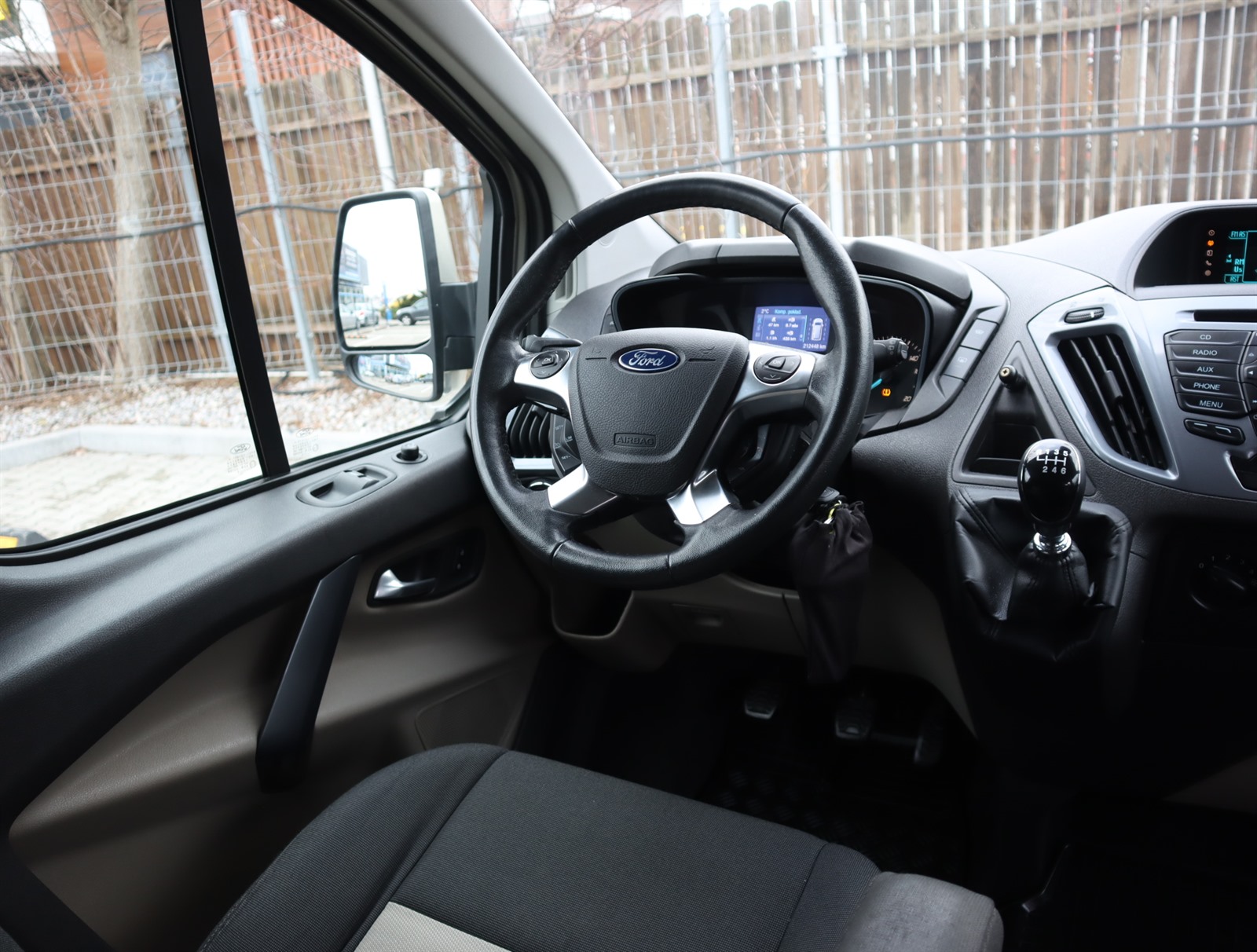 Ford Tourneo Custom, 2015 - pohled č. 9