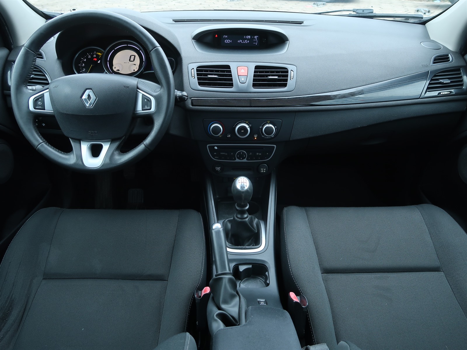 Renault Mégane, 2012 - pohled č. 10
