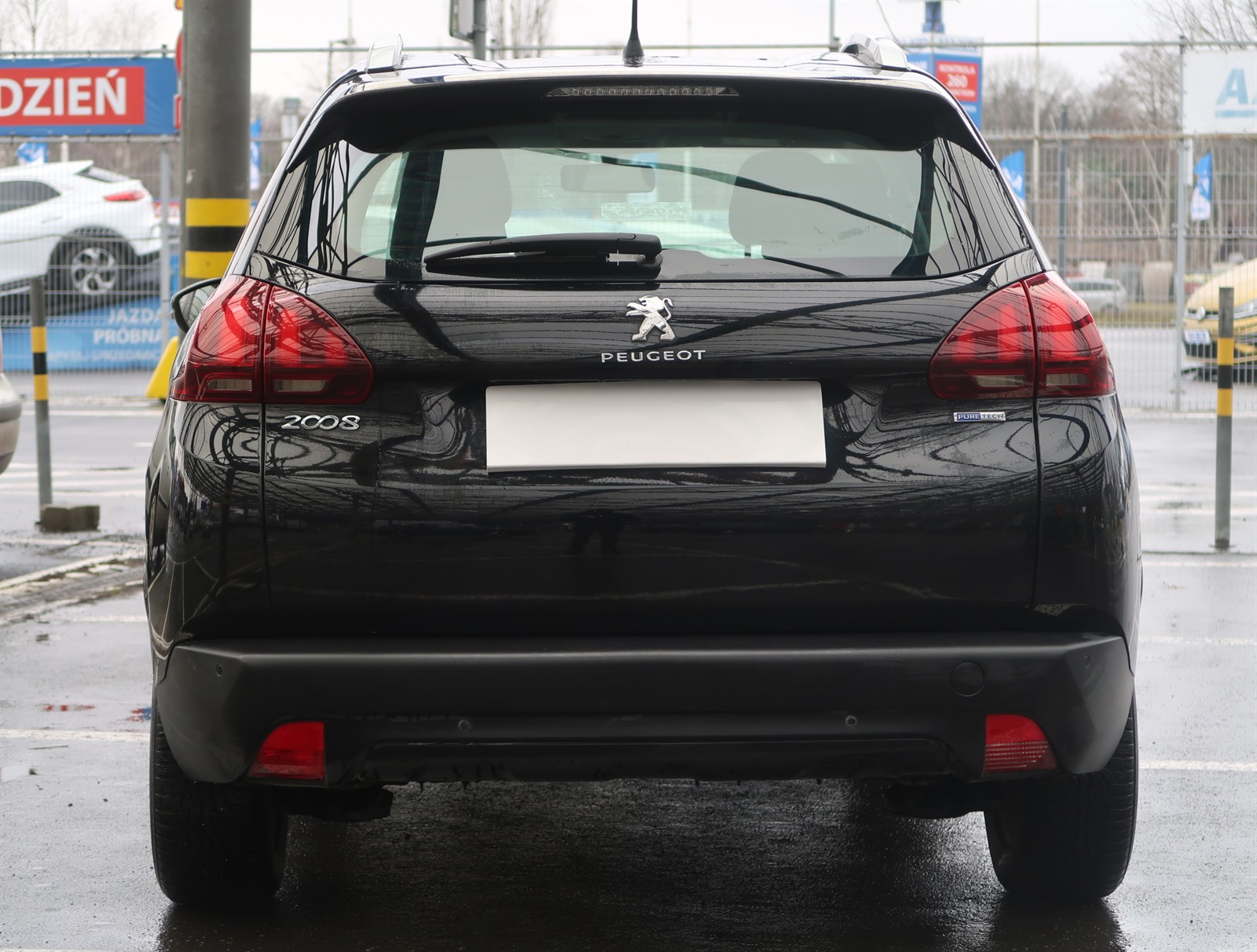 Peugeot 2008, 2017 - pohled č. 6