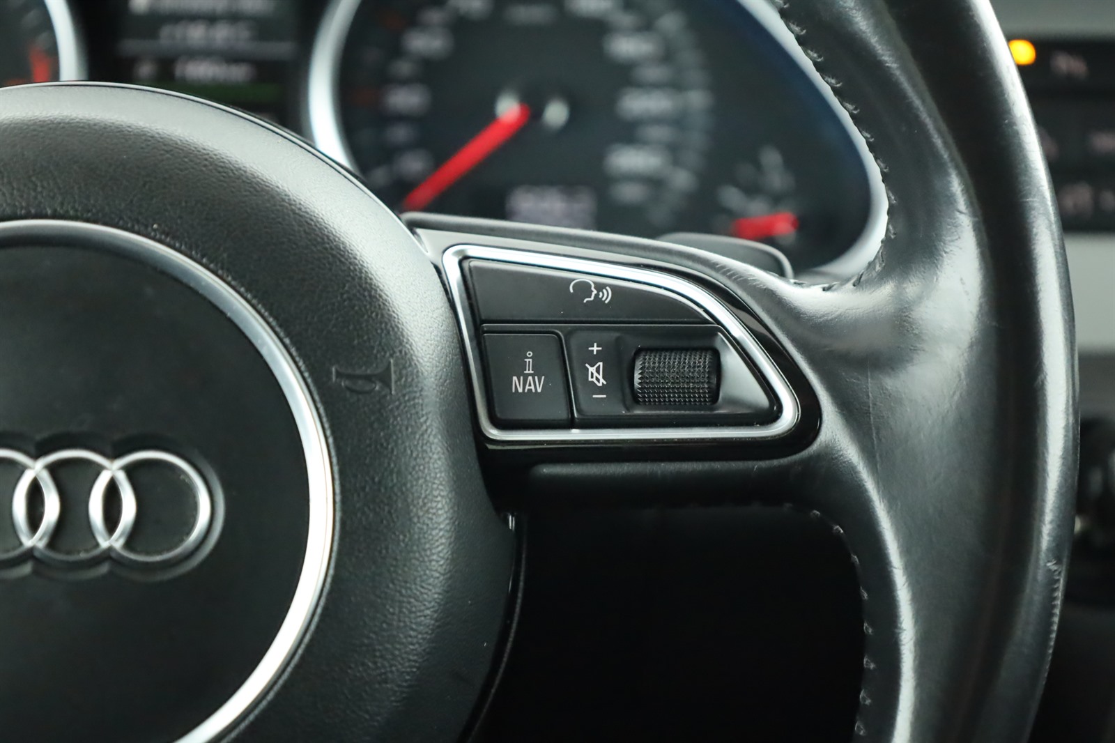 Audi Q7, 2014 - pohled č. 25