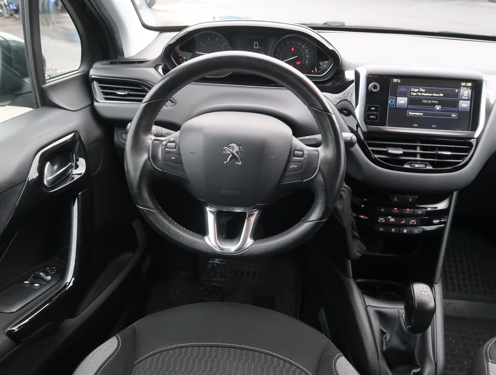 Peugeot 208, 2015 - pohled č. 21