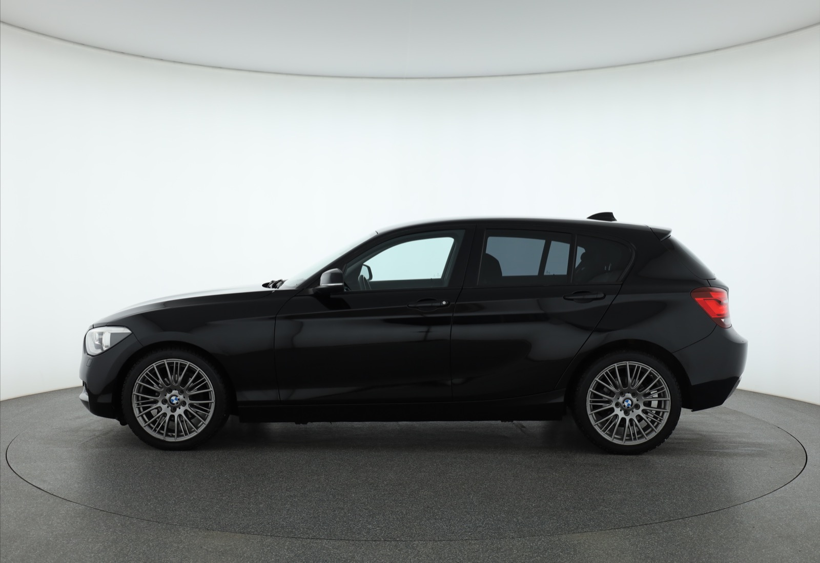 BMW 1, 2014 - pohled č. 4