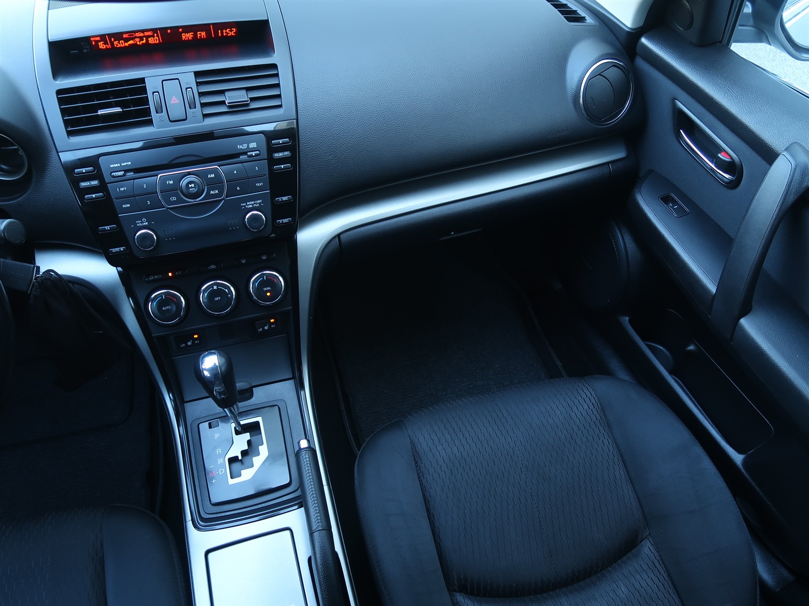 Mazda 6, 2010 - pohled č. 11