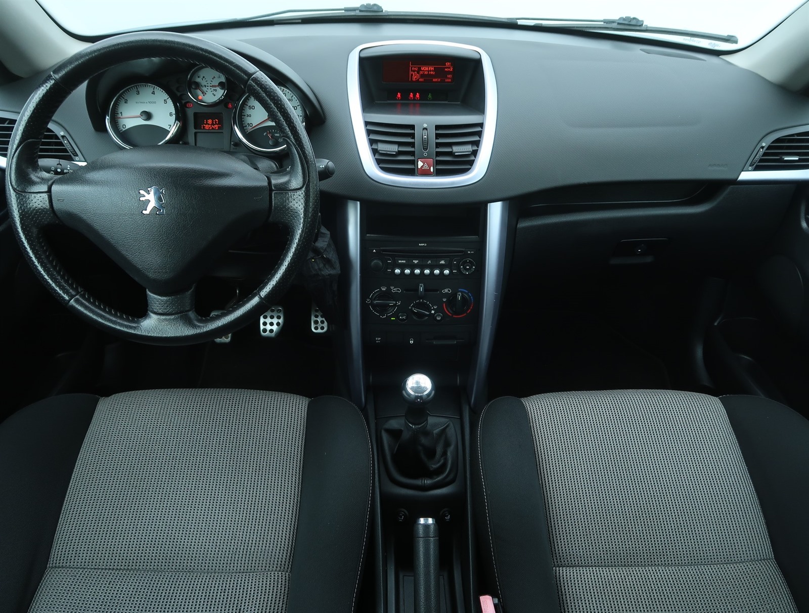 Peugeot 207, 2007 - pohled č. 10