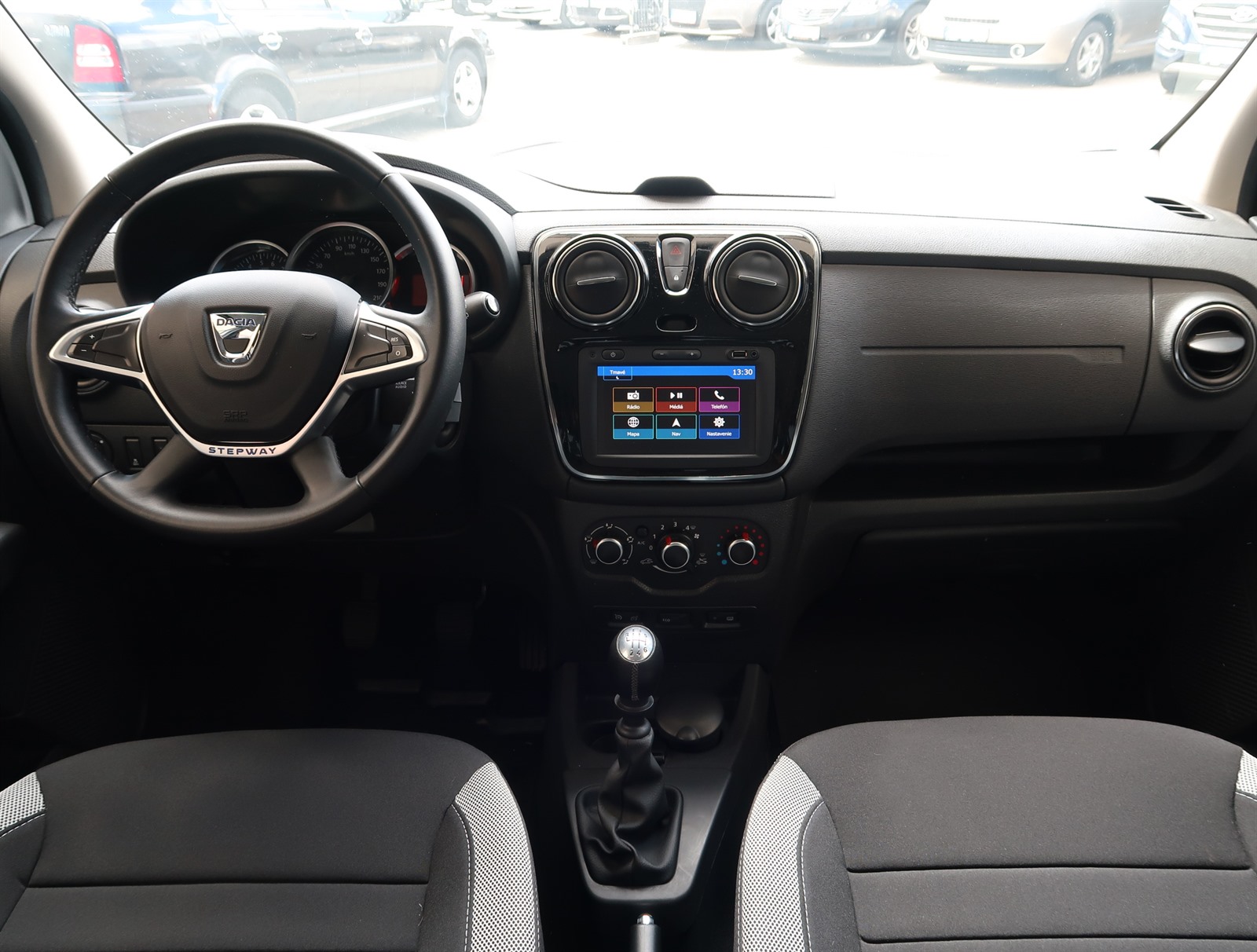Dacia Lodgy, 2019 - pohled č. 10