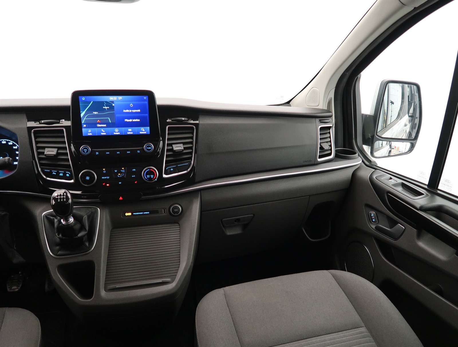 Ford Tourneo Custom, 2019 - pohled č. 11
