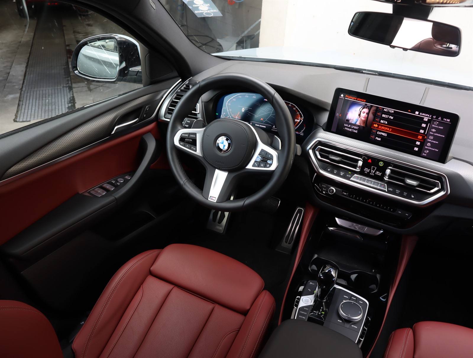 BMW X4, 2023 - pohled č. 9