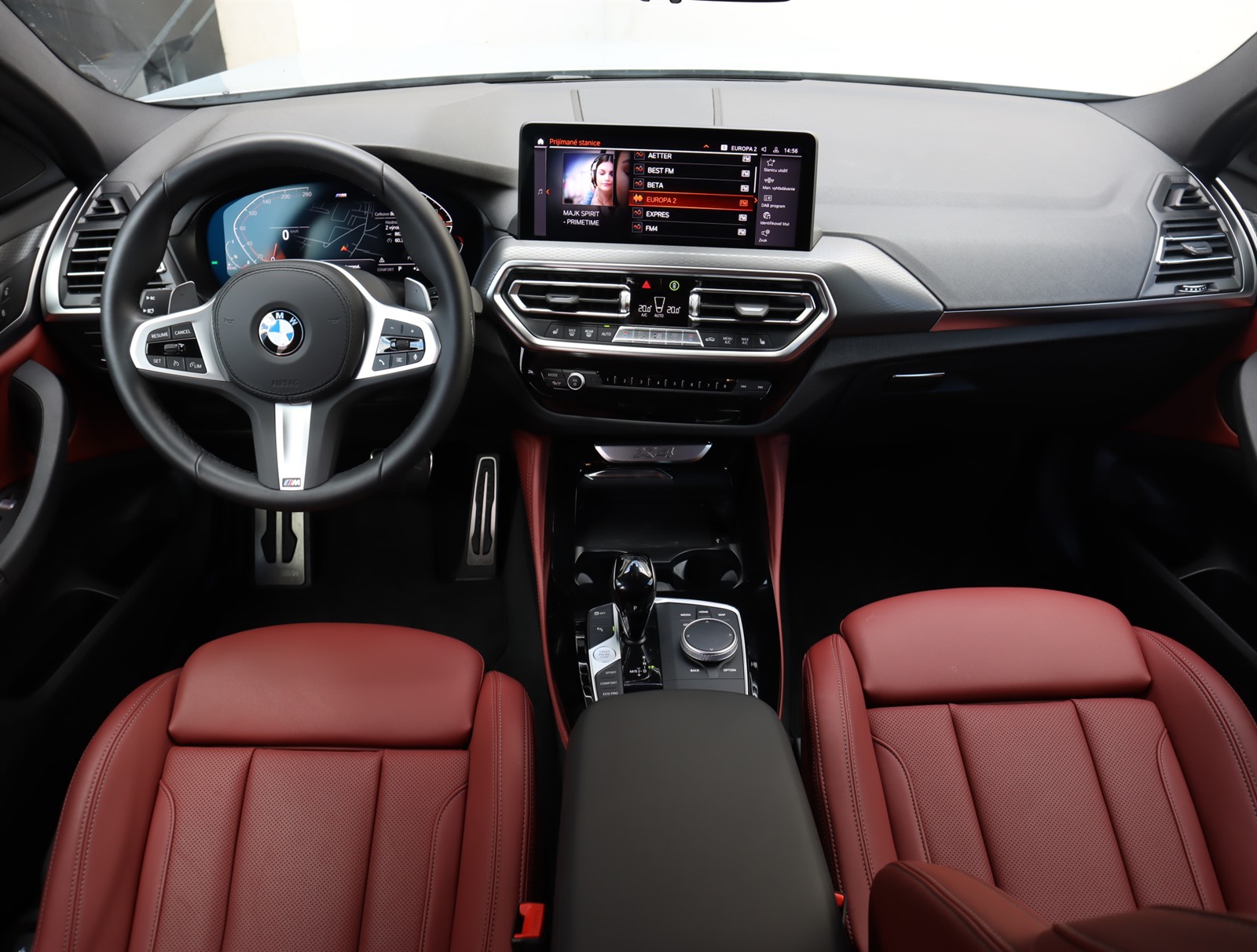BMW X4, 2023 - pohled č. 10