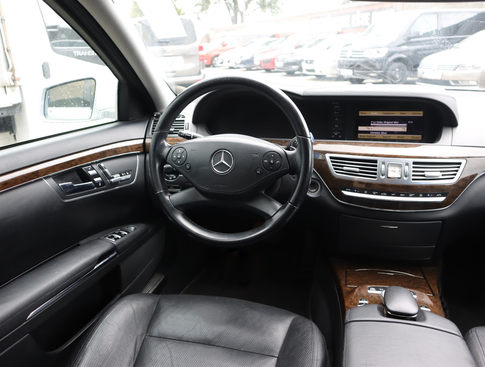Mercedes-Benz S, 2010 - pohled č. 9