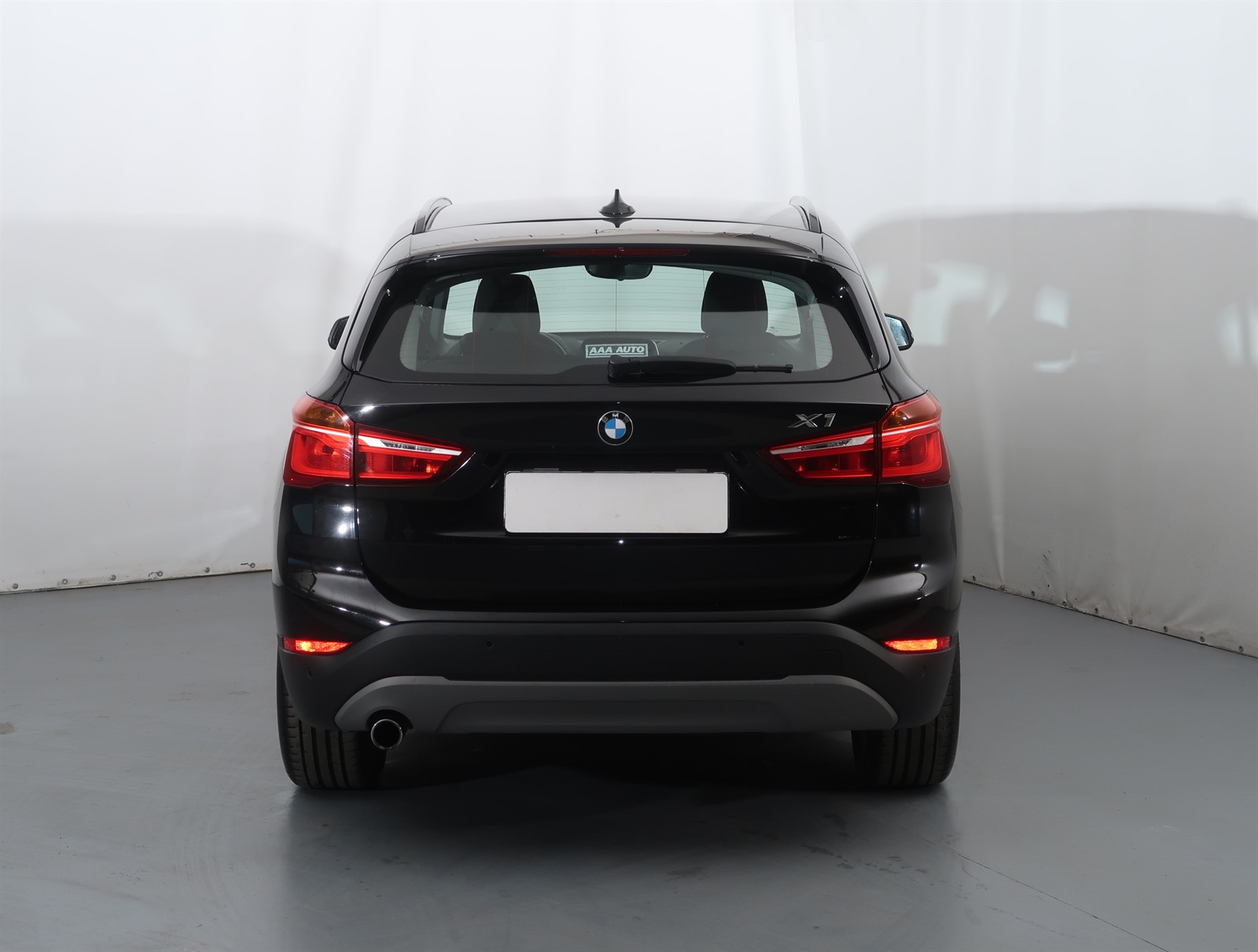 BMW X1, 2016 - pohled č. 6