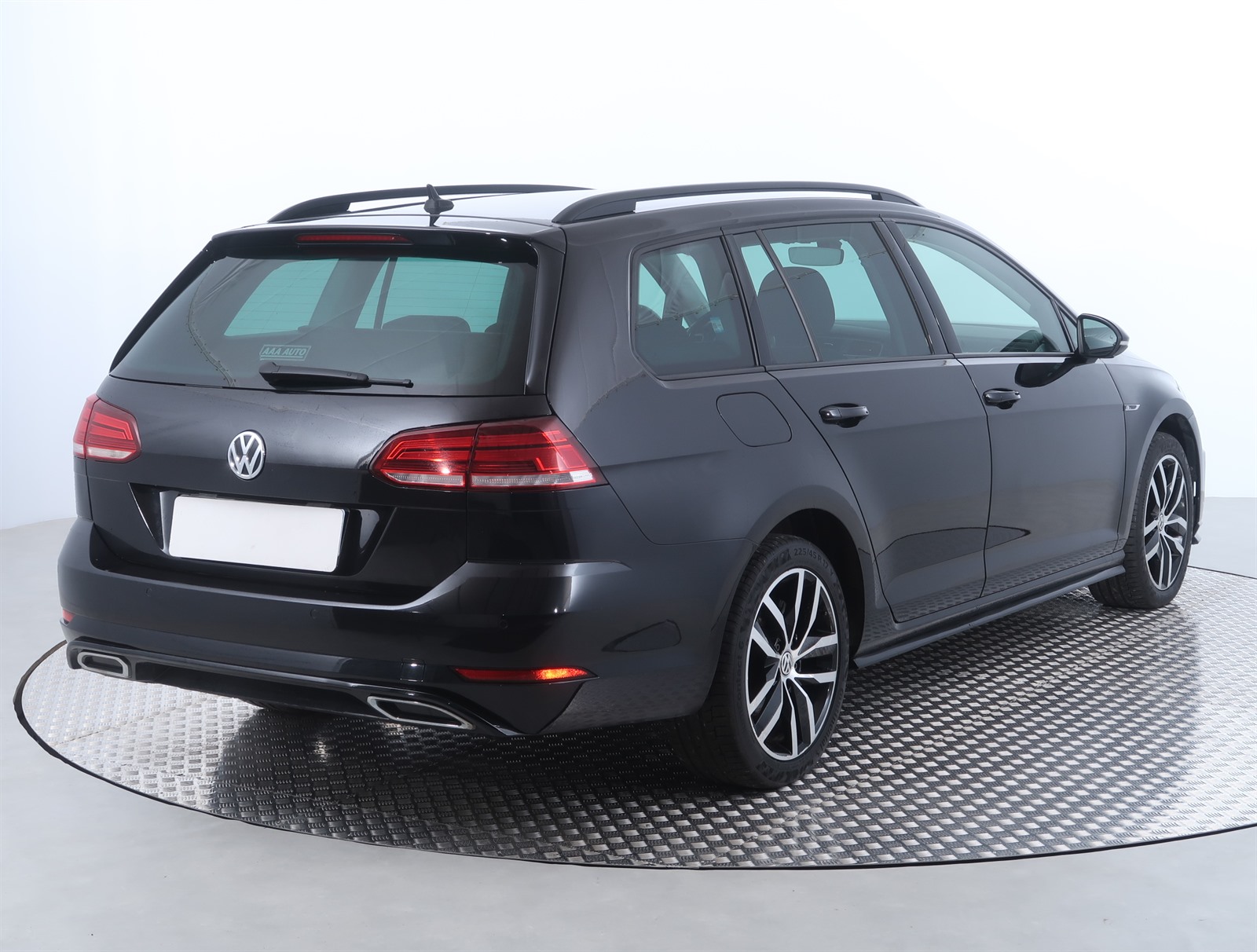 Volkswagen Golf, 2018 - pohled č. 7