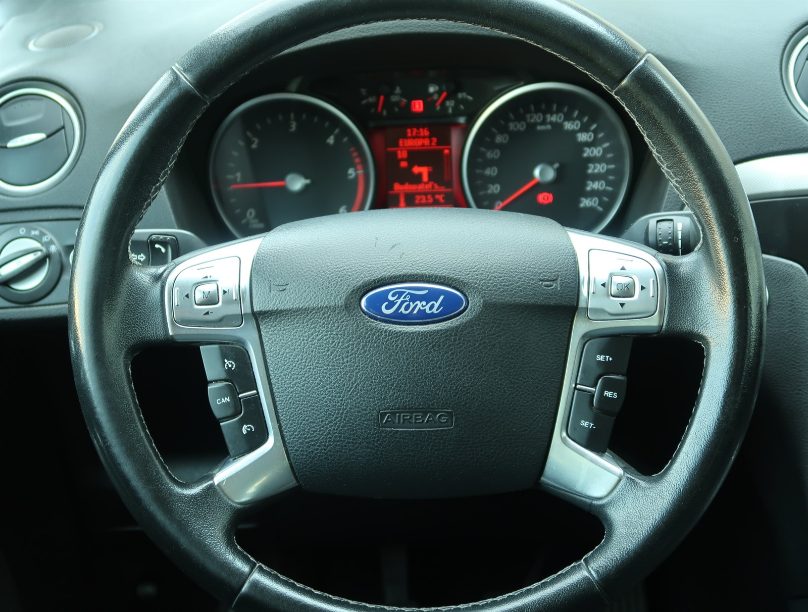 Ford S-MAX, 2013 - pohled č. 22