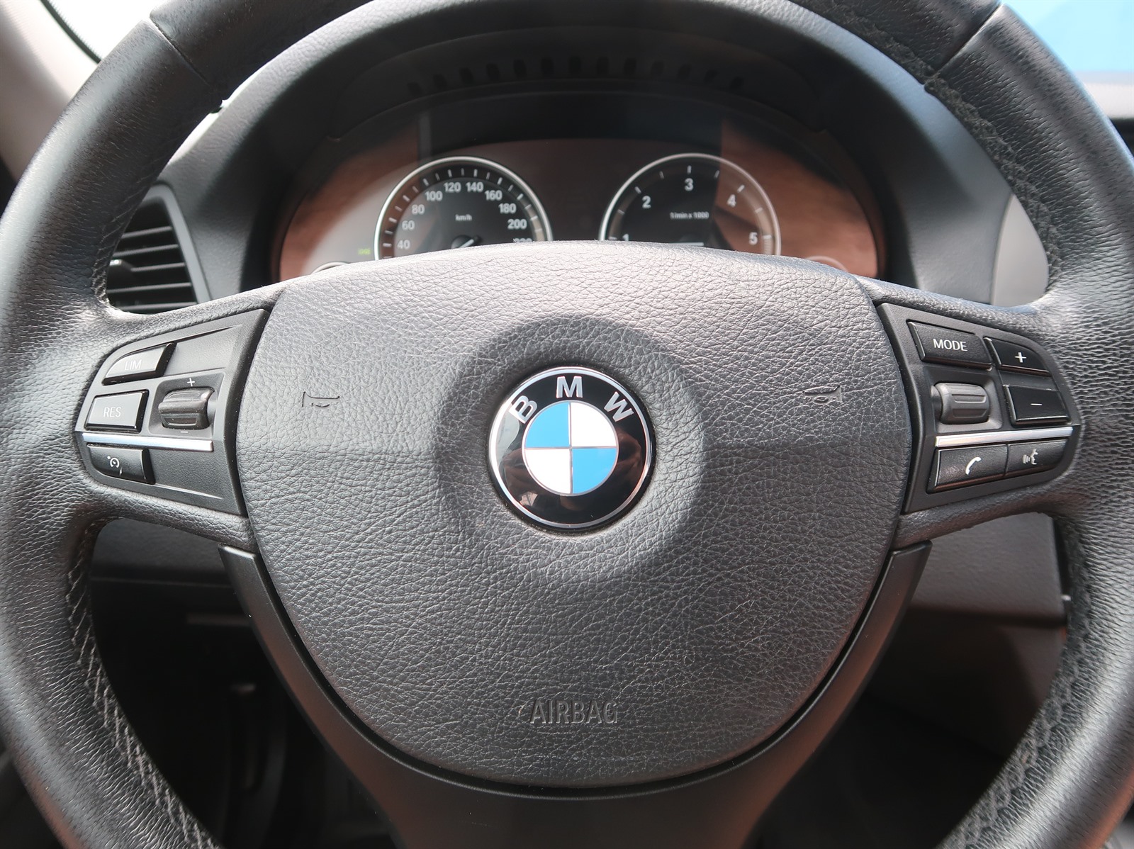 BMW Řada 5, 2012 - pohled č. 22