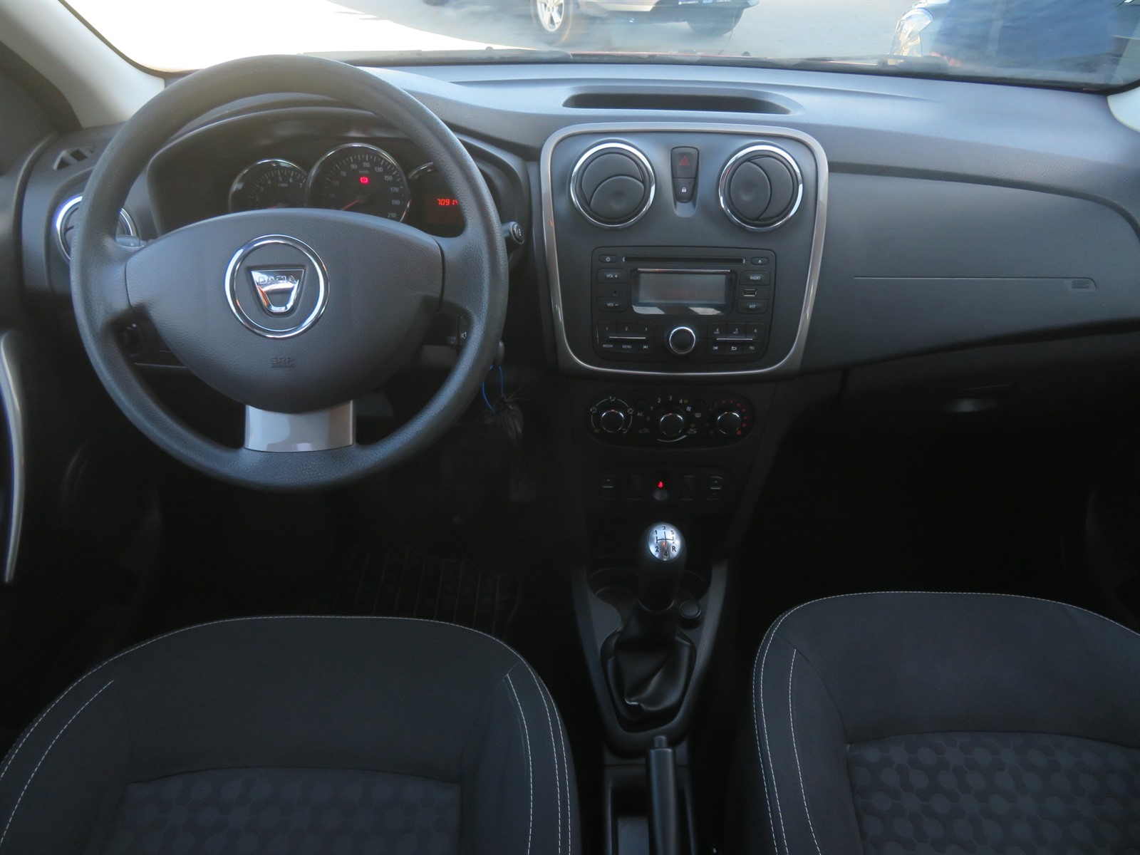 Dacia Logan, 2013 - pohled č. 10