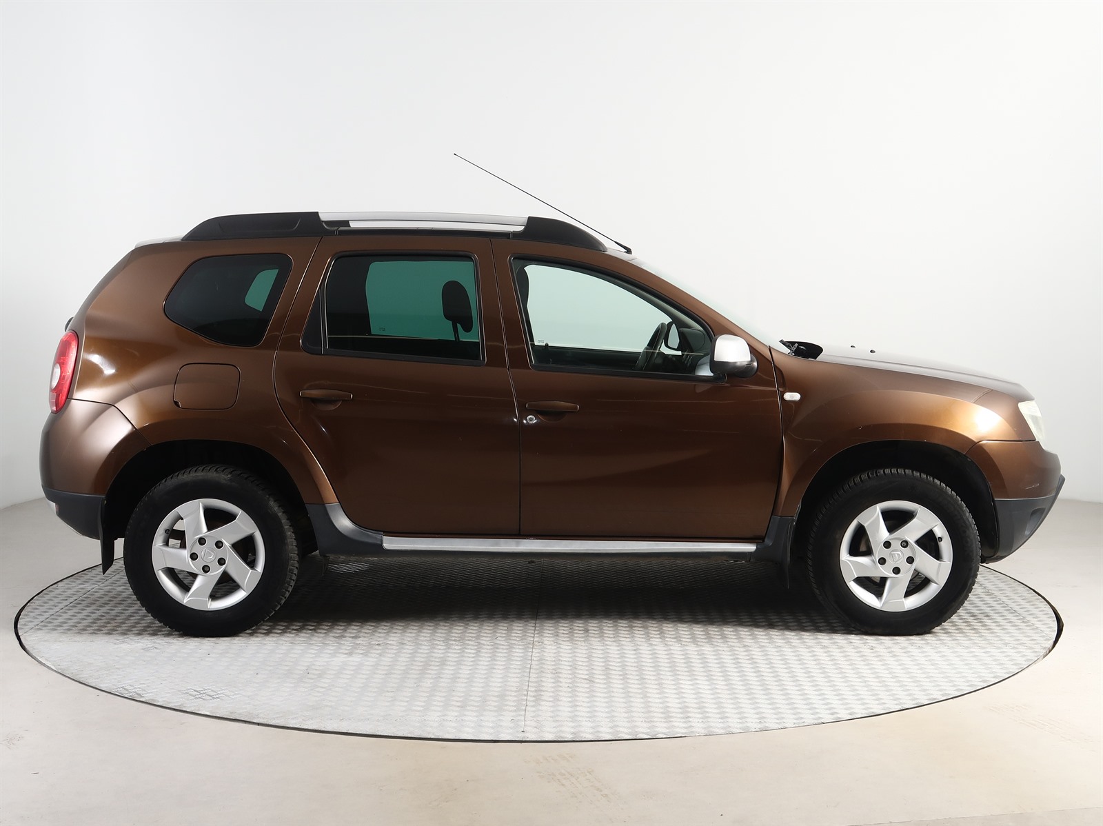 Dacia Duster, 2011 - pohled č. 8