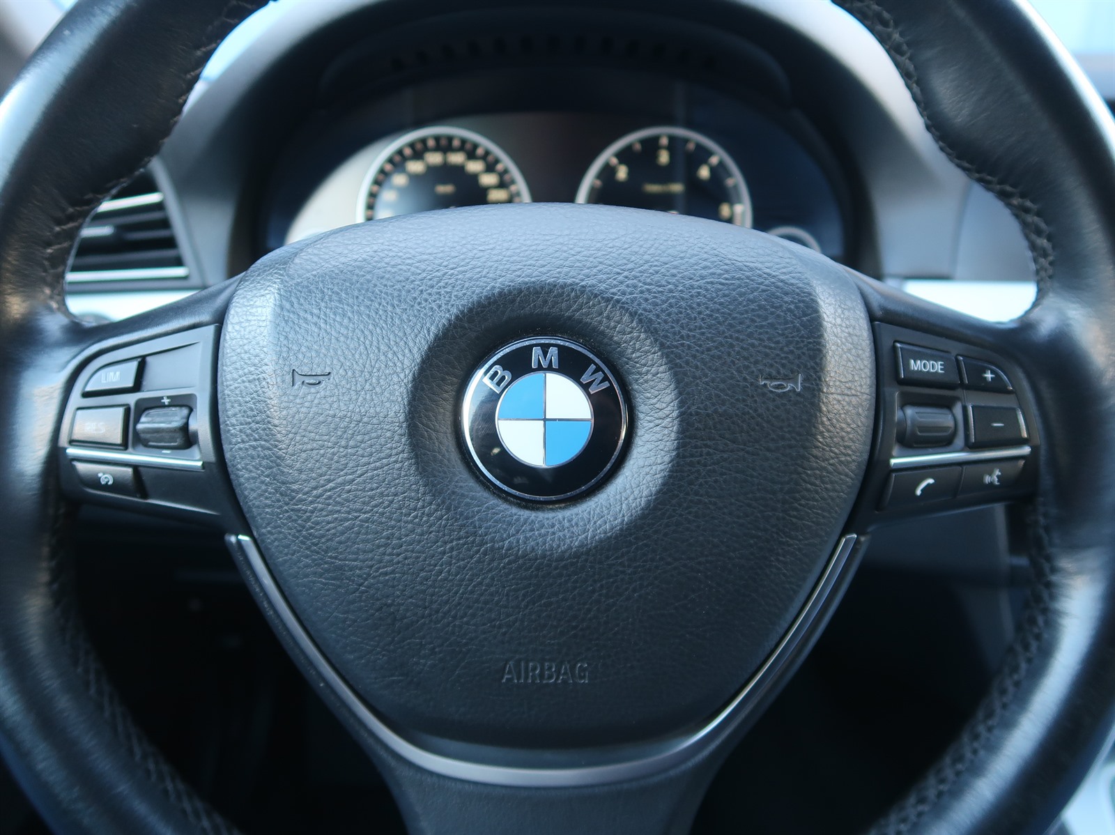 BMW Řada 5, 2013 - pohled č. 25