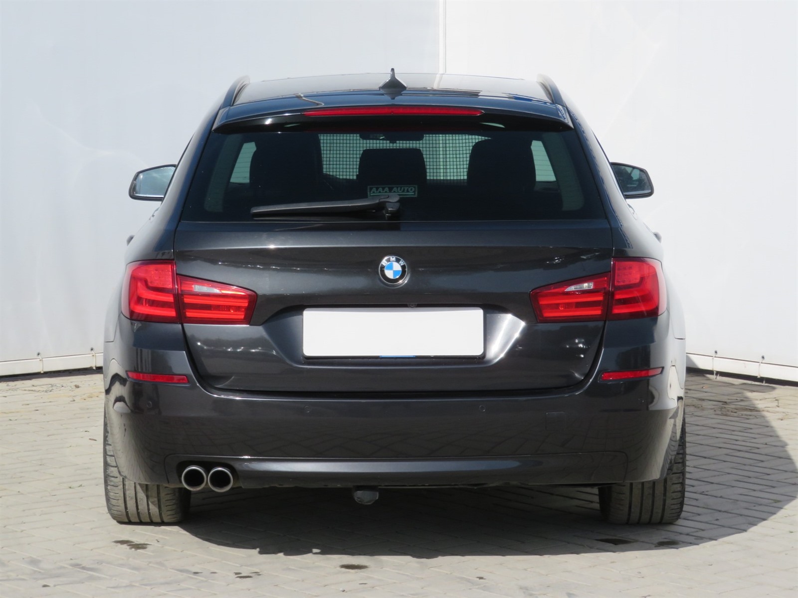 BMW Řada 5, 2013 - pohled č. 6