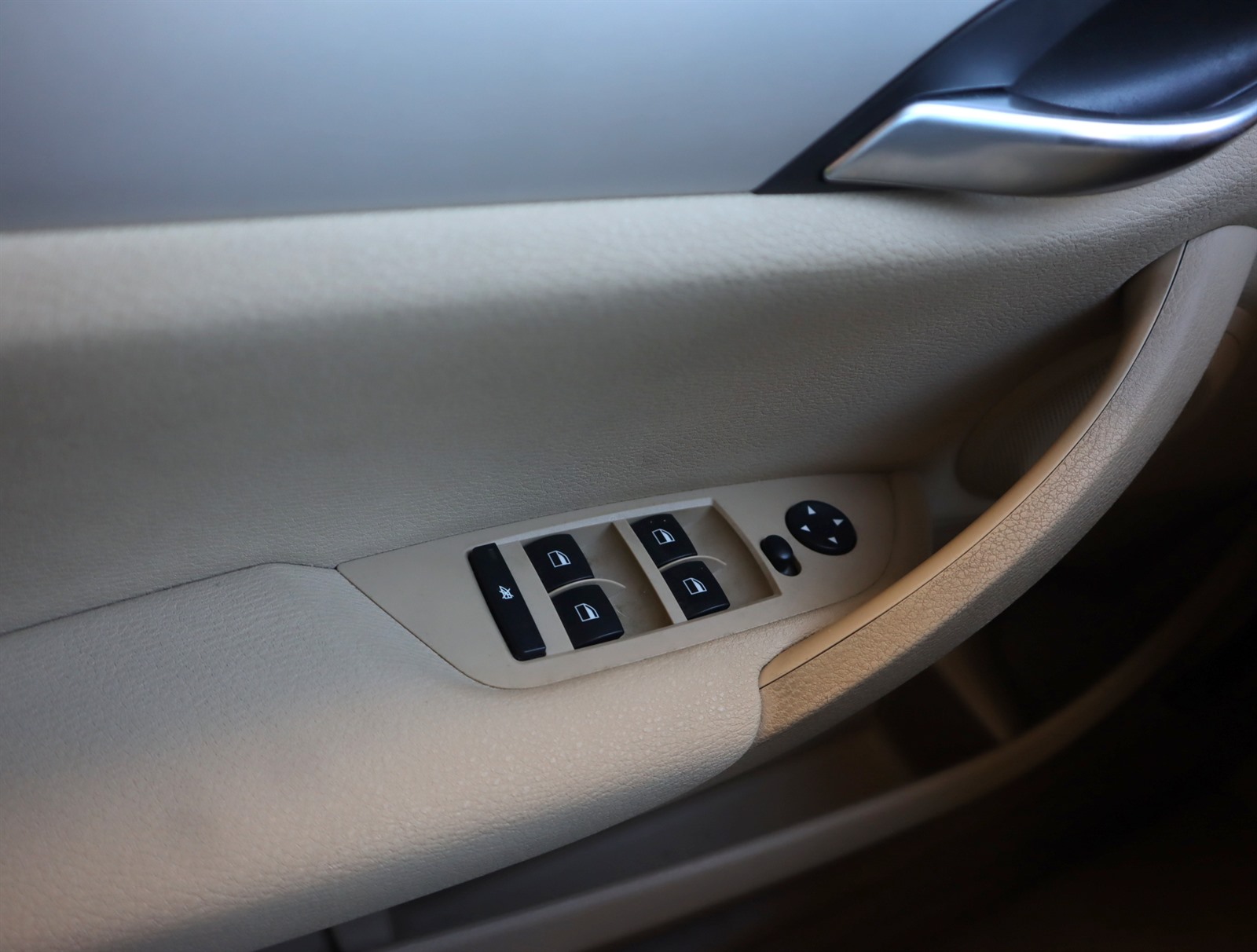 BMW X1, 2015 - pohled č. 22