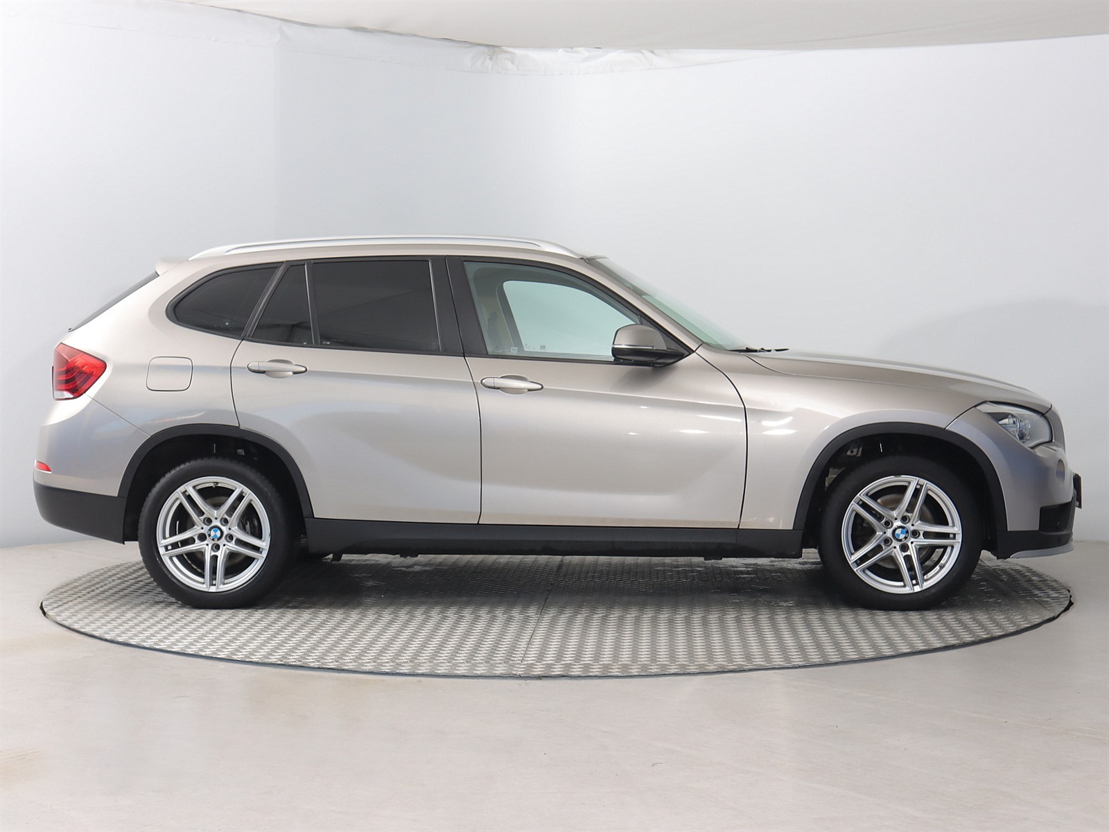 BMW X1, 2015 - pohled č. 8