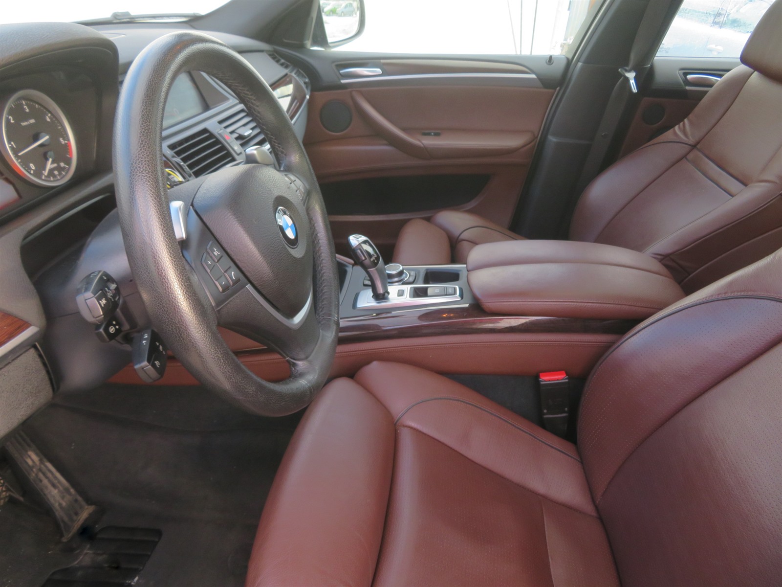 BMW X6, 2010 - pohled č. 16