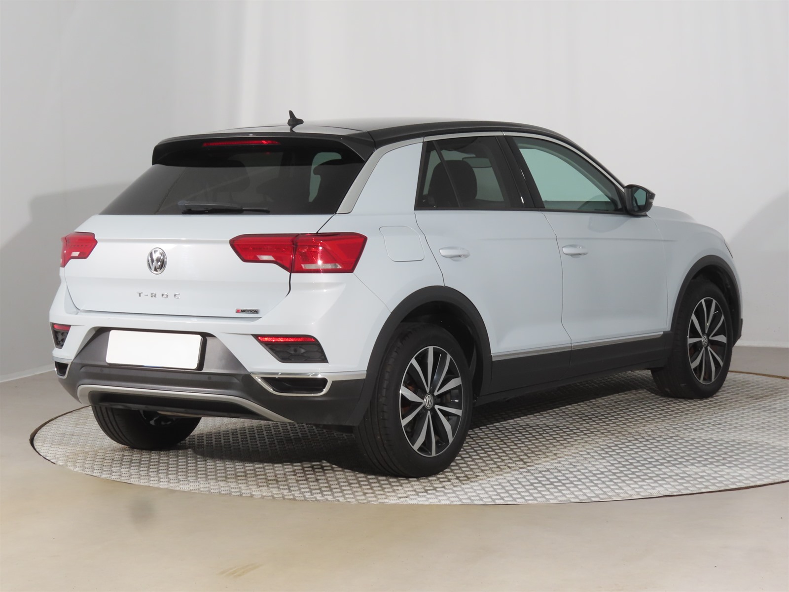 Volkswagen T-Roc, 2018 - pohled č. 7