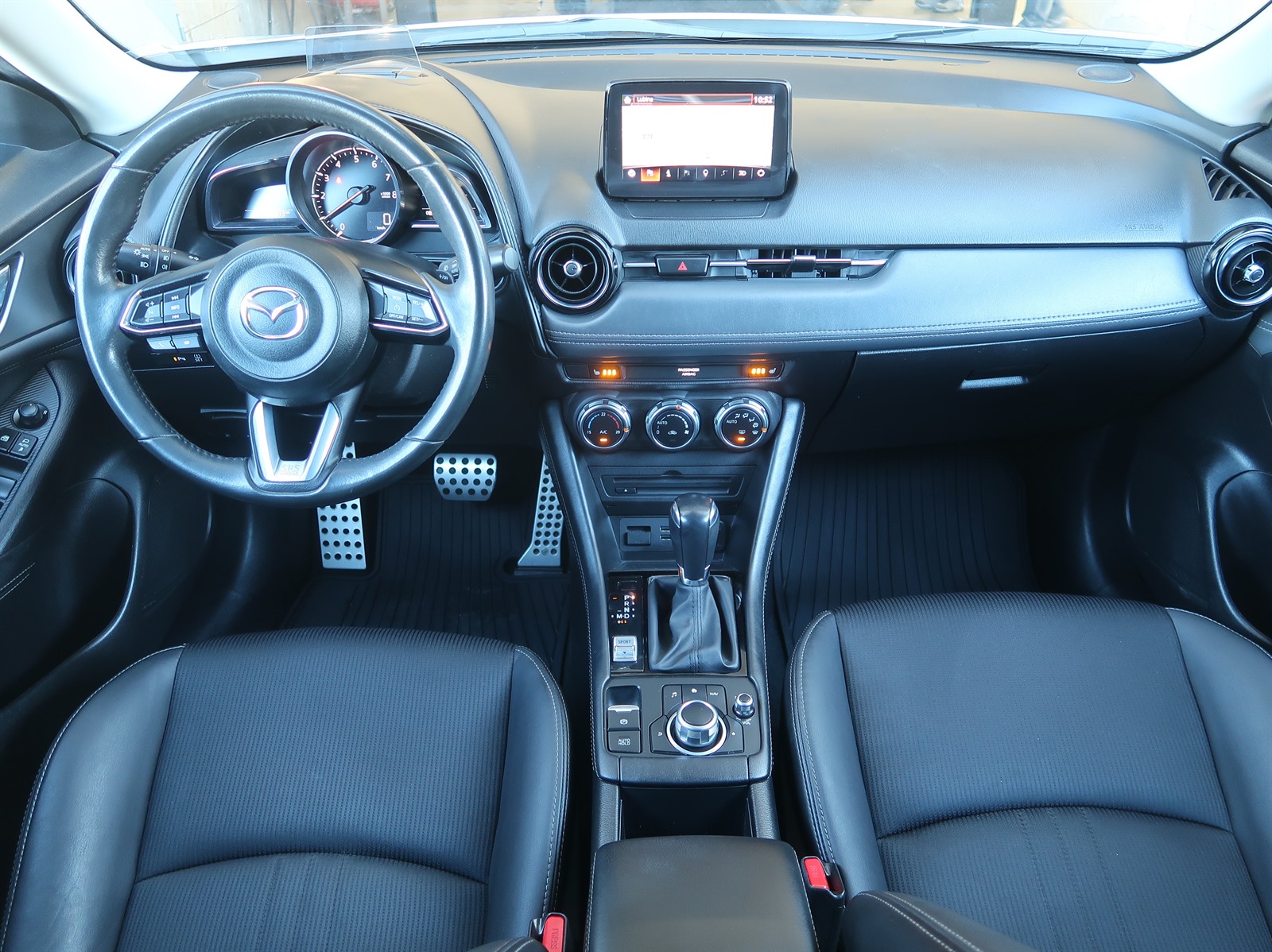 Mazda CX-3, 2019 - pohled č. 10