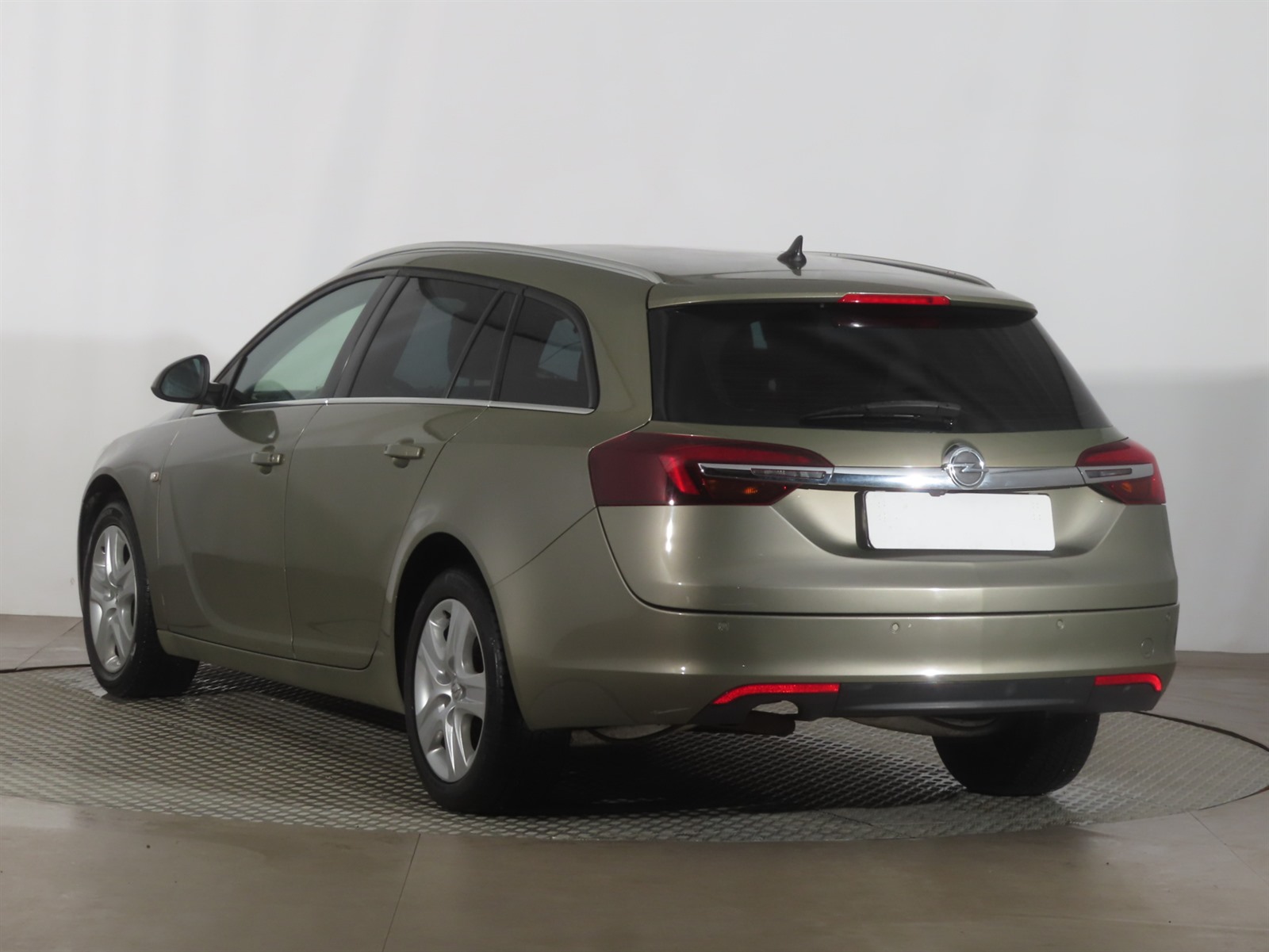 Opel Insignia, 2015 - pohled č. 5