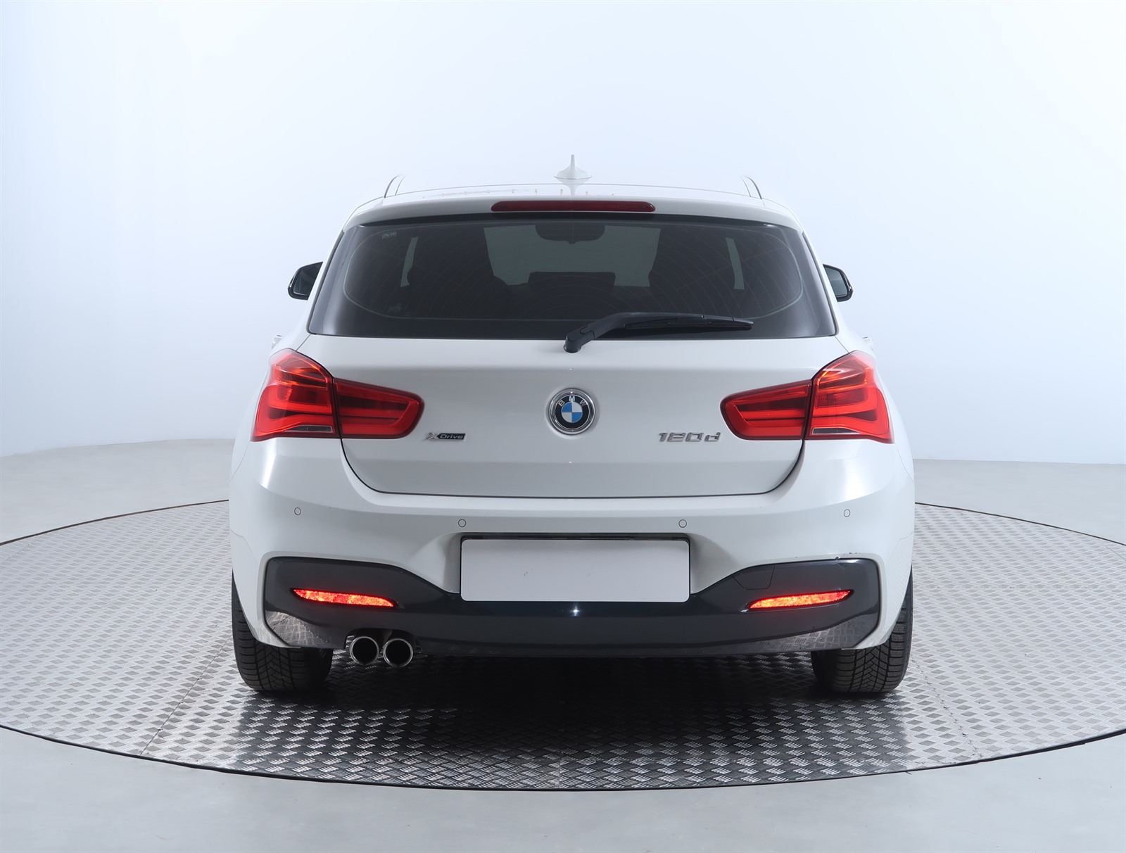 BMW 1, 2017 - pohled č. 6