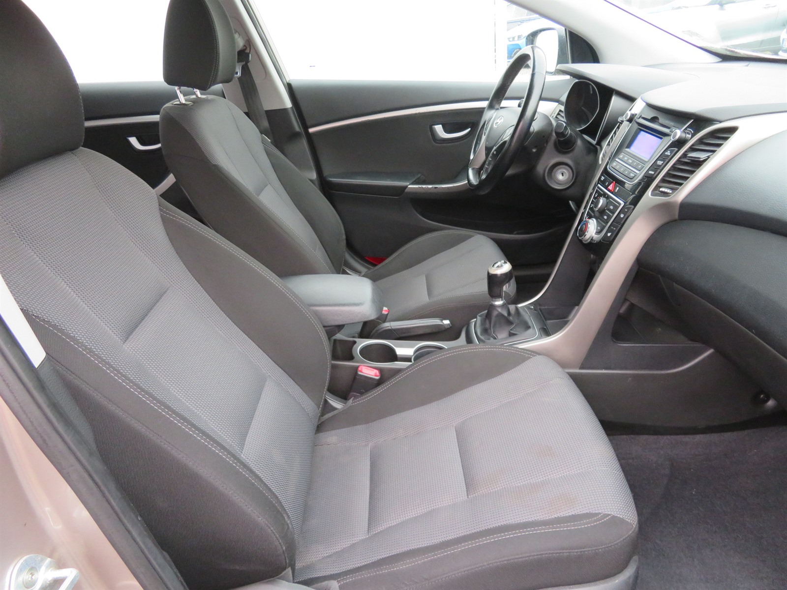Hyundai i30, 2016 - pohled č. 12