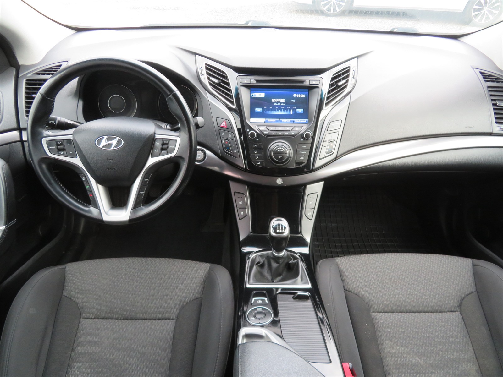Hyundai i40, 2015 - pohled č. 10