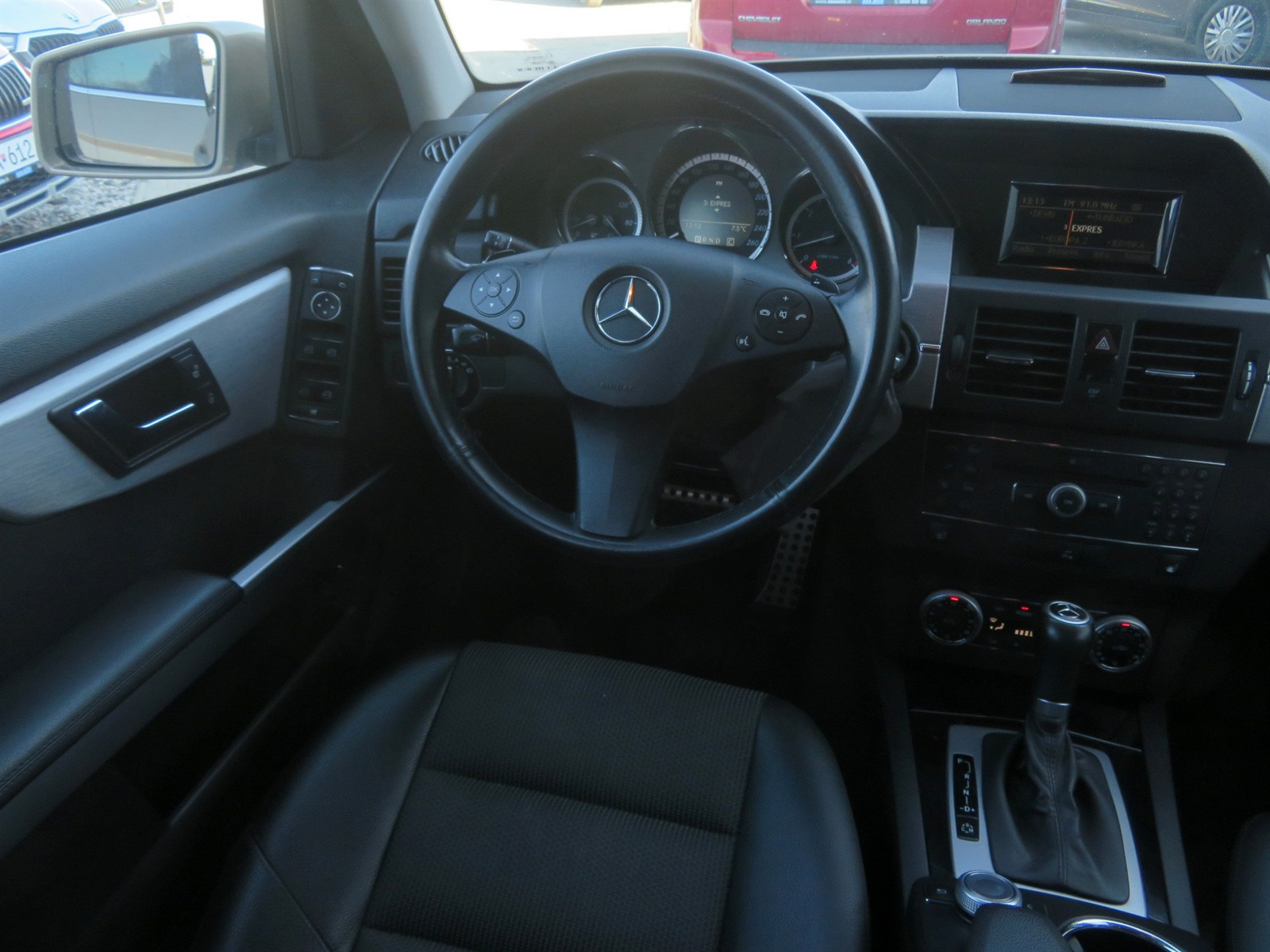 Mercedes-Benz GLK, 2010 - pohled č. 9