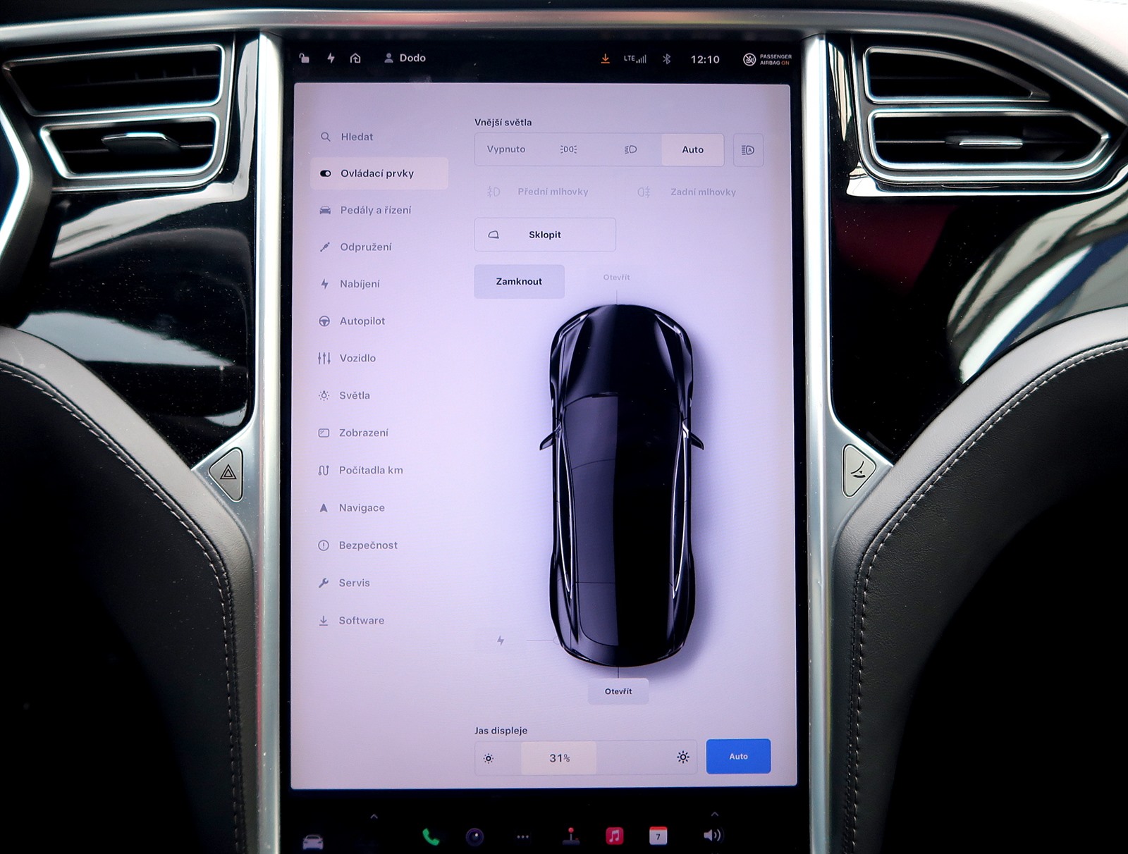 Tesla Model S, 2018 - pohled č. 30