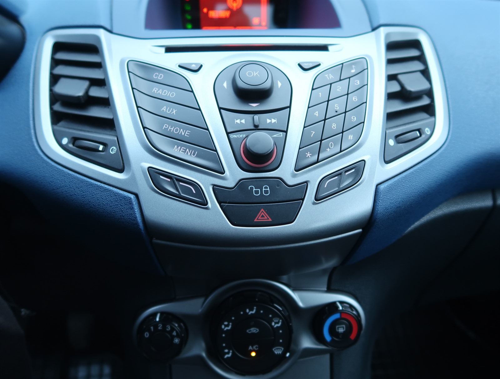 Ford Fiesta, 2010 - pohled č. 18