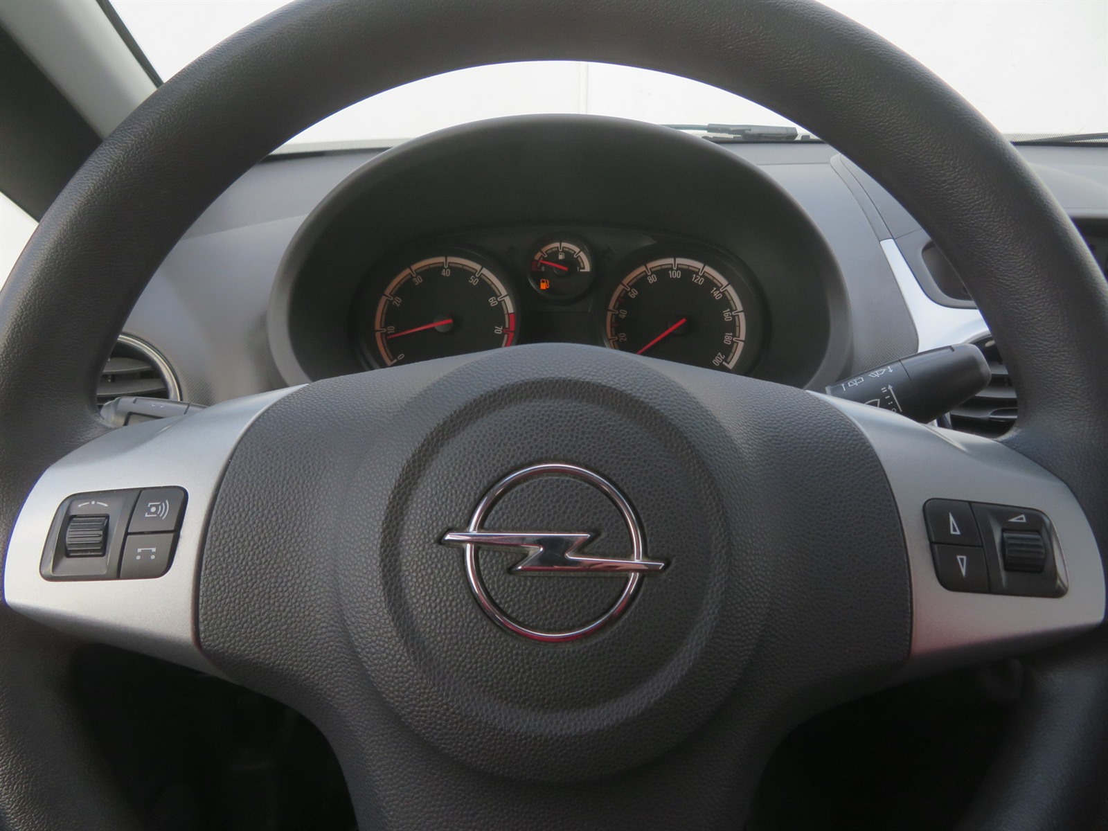 Opel Corsa, 2014 - pohled č. 21